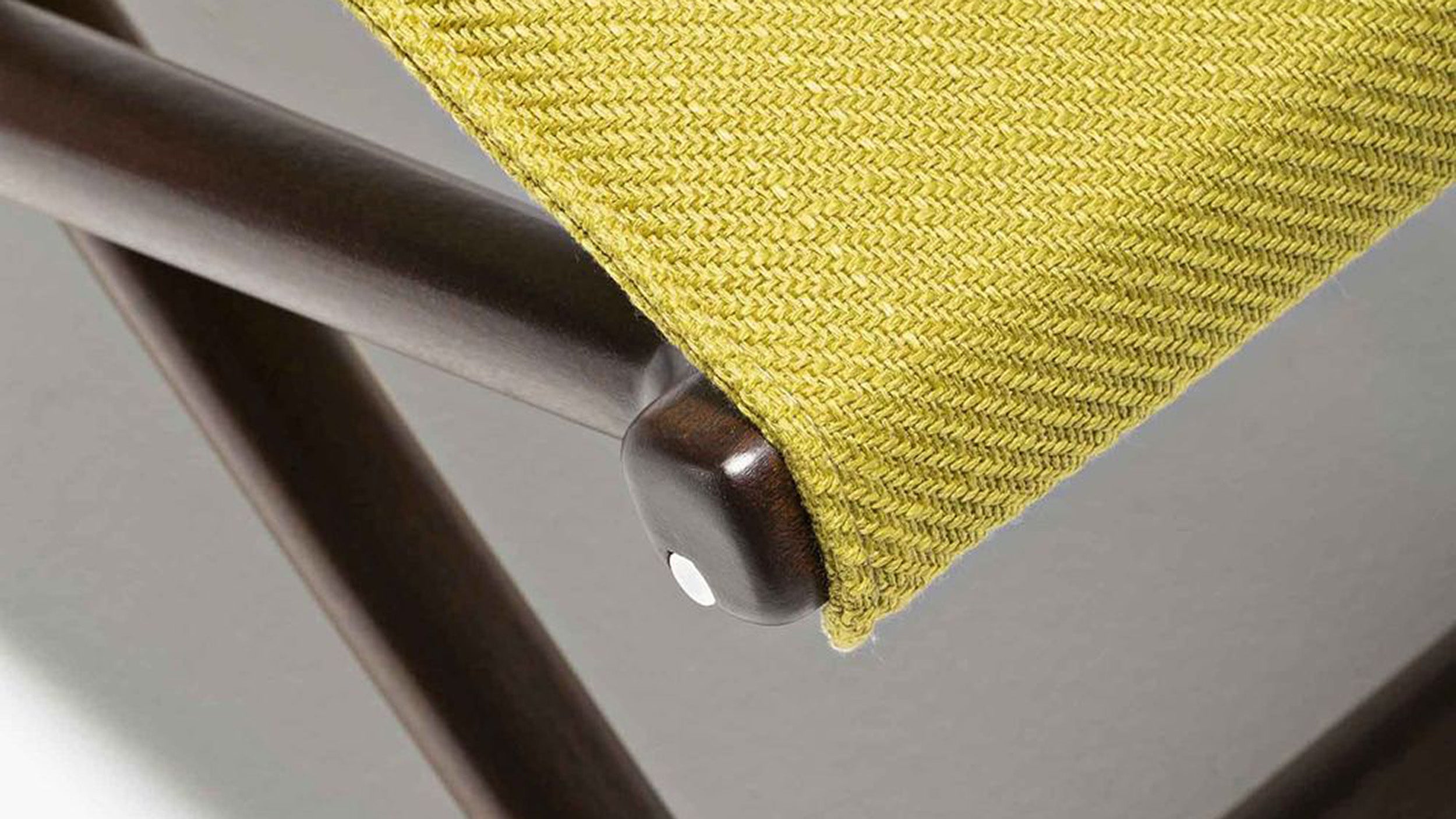 Desktop / LPIDC03 Foldable Stool, designed by Paola Navone for Exteta