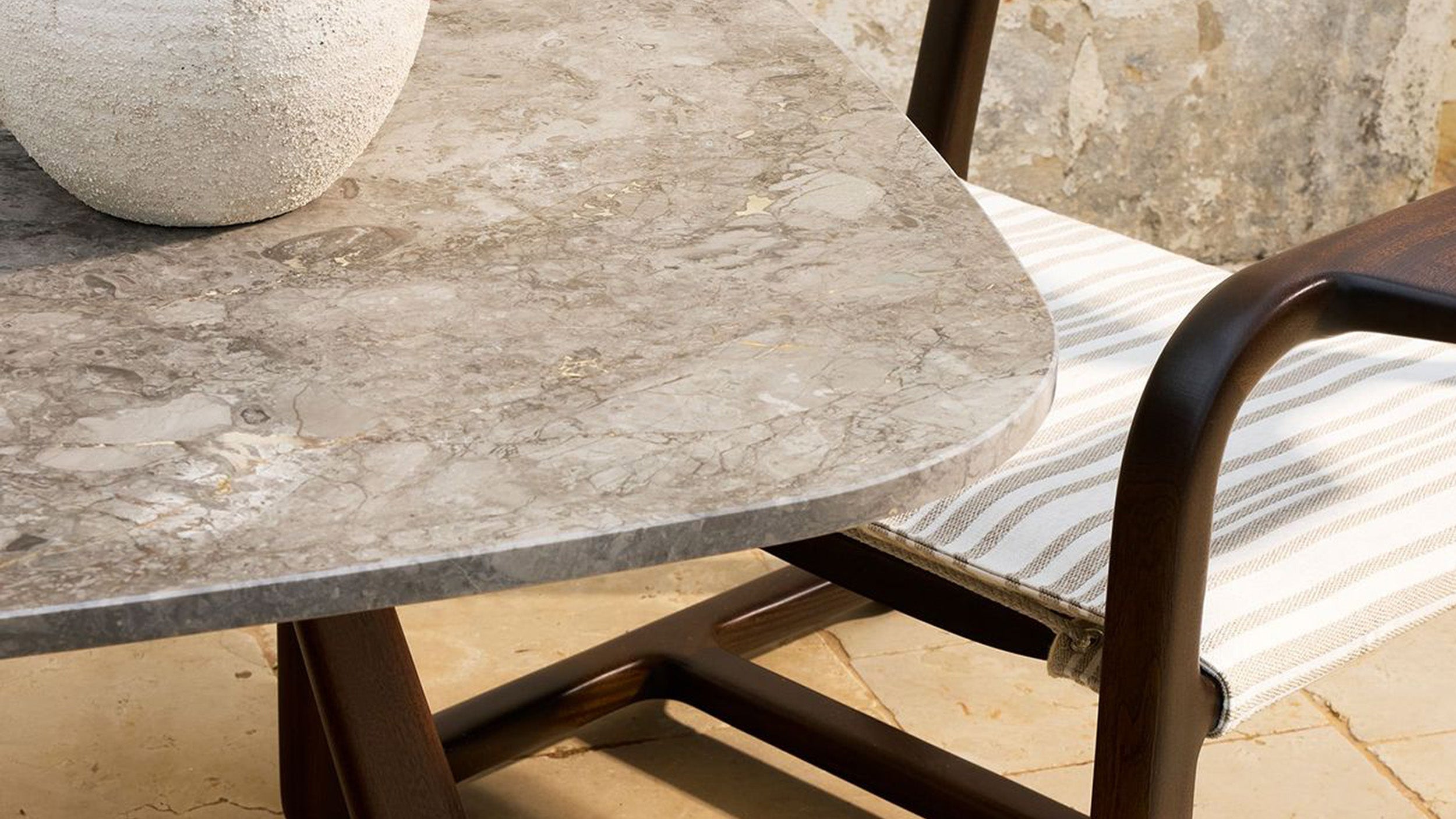 Desktop / LPIDC06 Table, designed by Paola Navone for Exteta