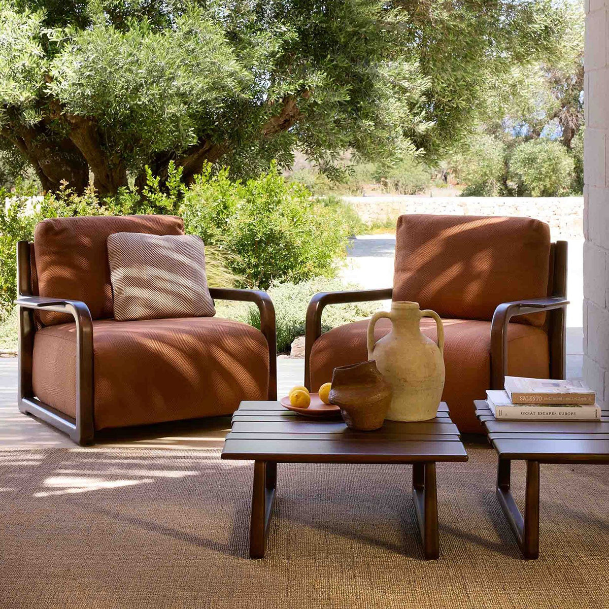 Mobile / LPIDC08 Lounge Chair, designed by Paola Navone for Exteta