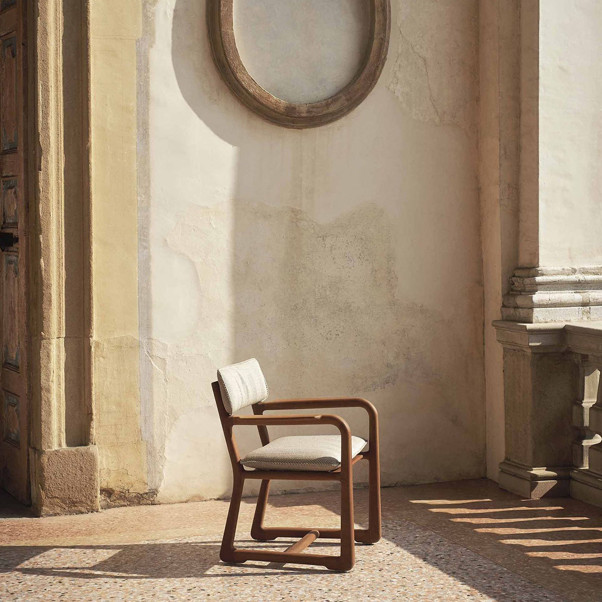 Mobile / LPIDC12 Dining Chair, designed by Paola Navone for Exteta