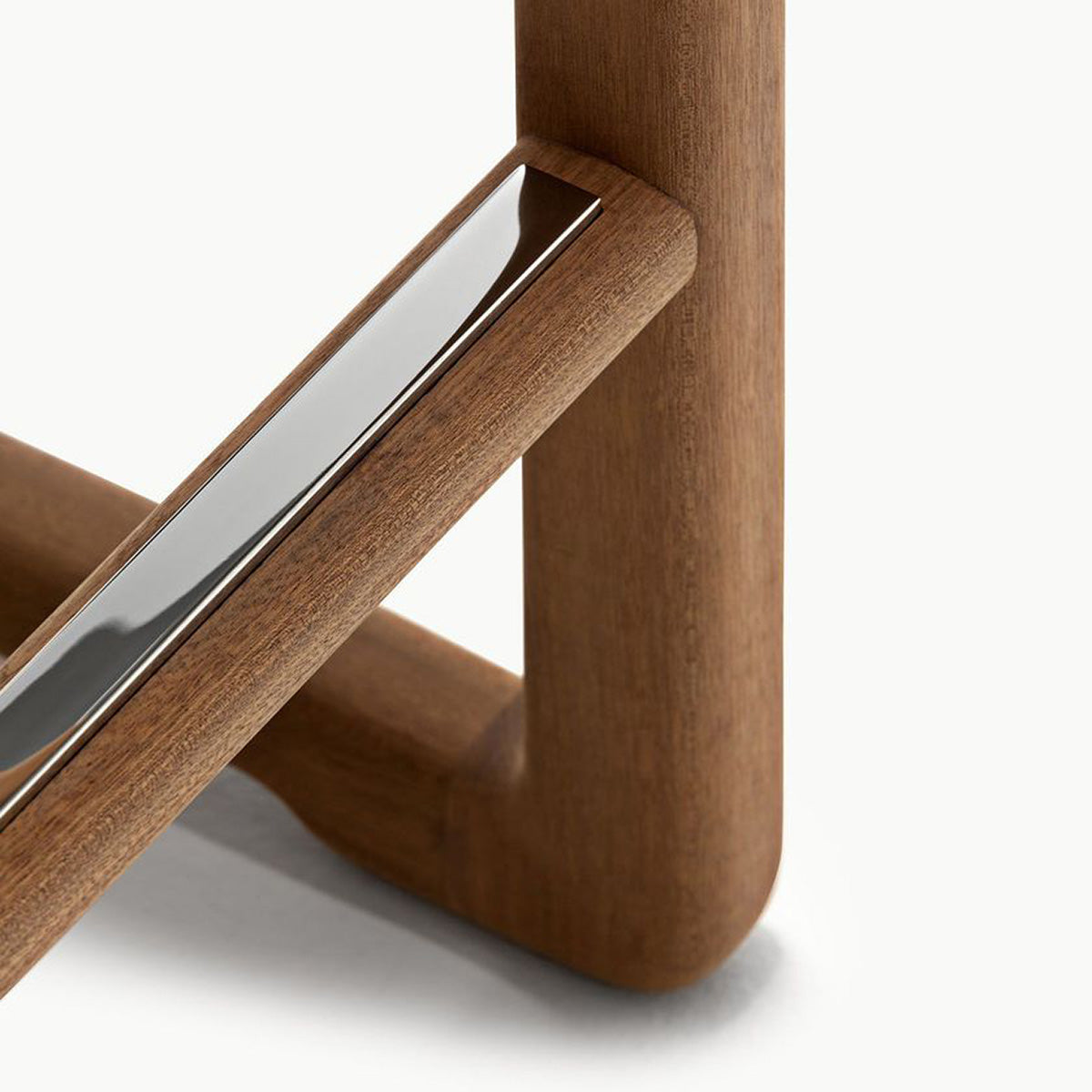 Mobile / LPIDC13 Bar Stool, designed by Paola Navone for Exteta