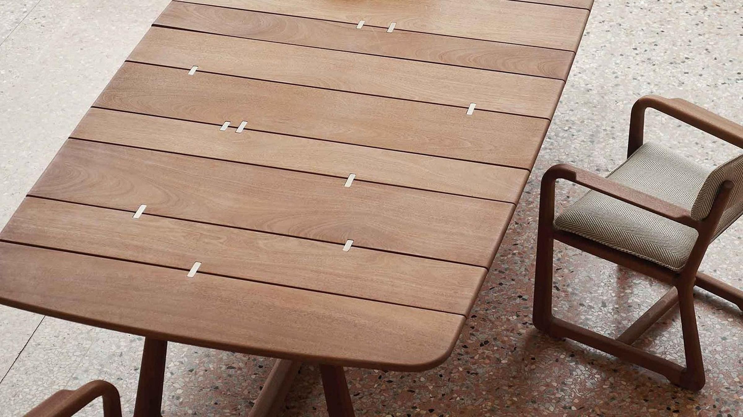 Exteta Dining Table LPIDC14 Wooden Dining Table