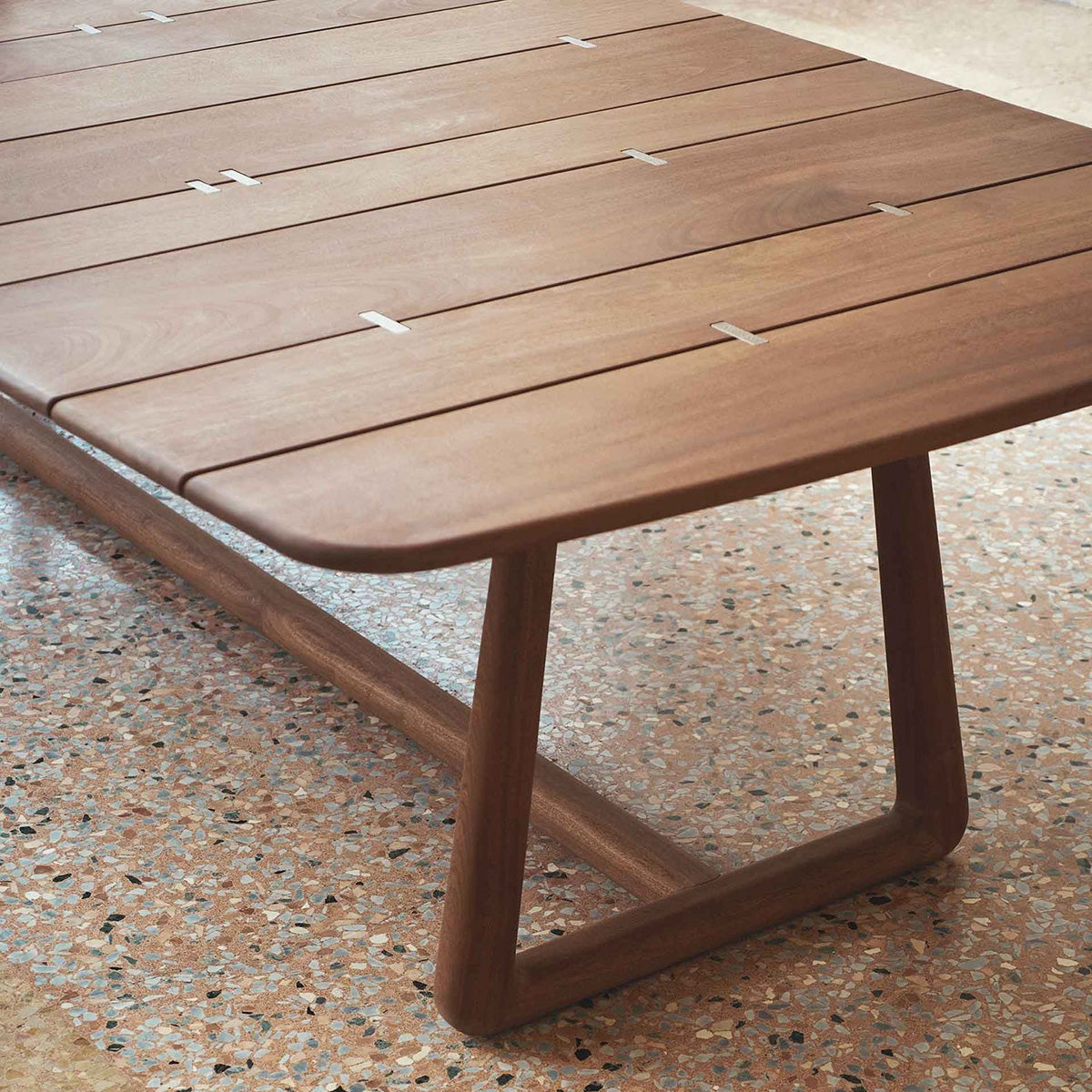 Mobile / LPIDC14 Wooden Dining Table, designed by Paola Navone for Exteta