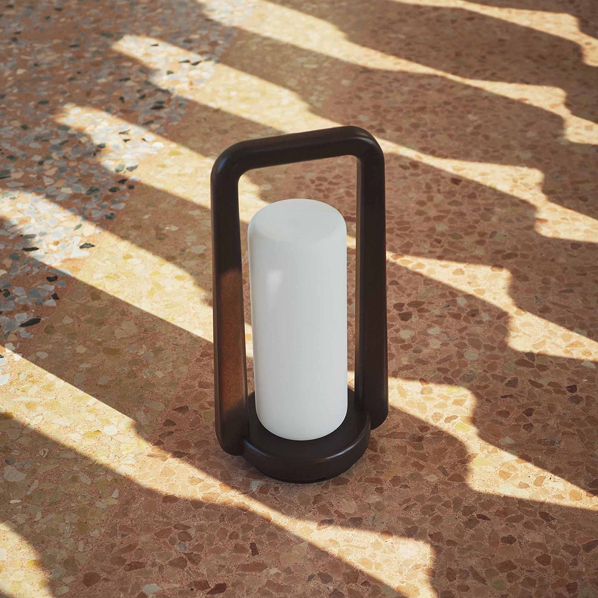 Mobile / LPIDC15 Portable Lamp, designed by Paola Navone for Exteta