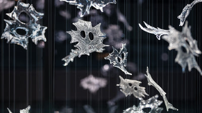 Desktop / WhiteMenu / Dancing Leaves by Luděk Hroch