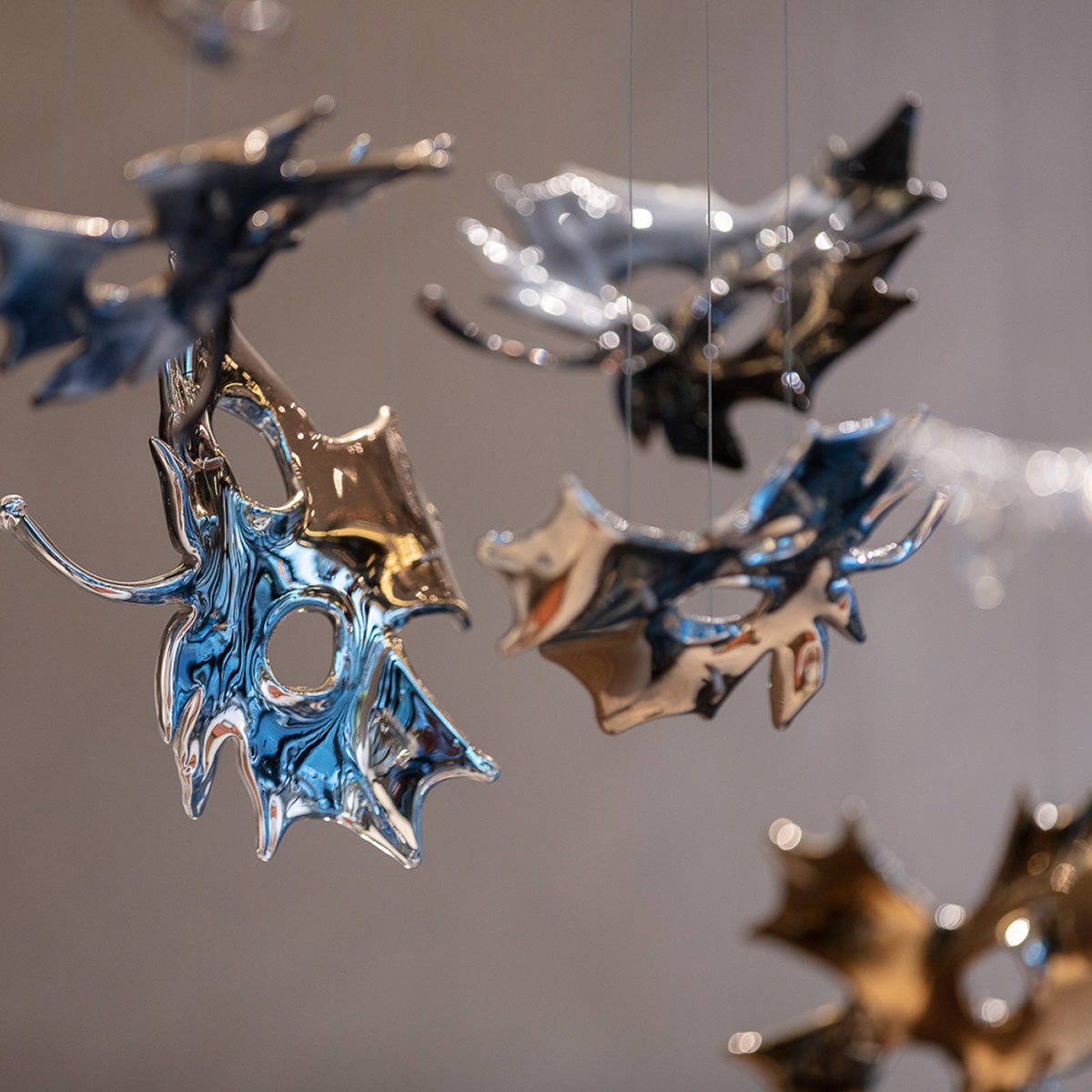 Mobile / WhiteMenu / Dancing Leaves by Luděk Hroch