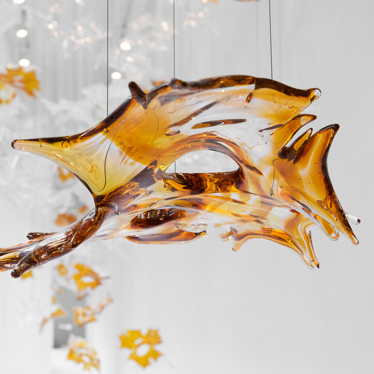 Mobile / WhiteMenu / Dancing Leaves by Luděk Hroch