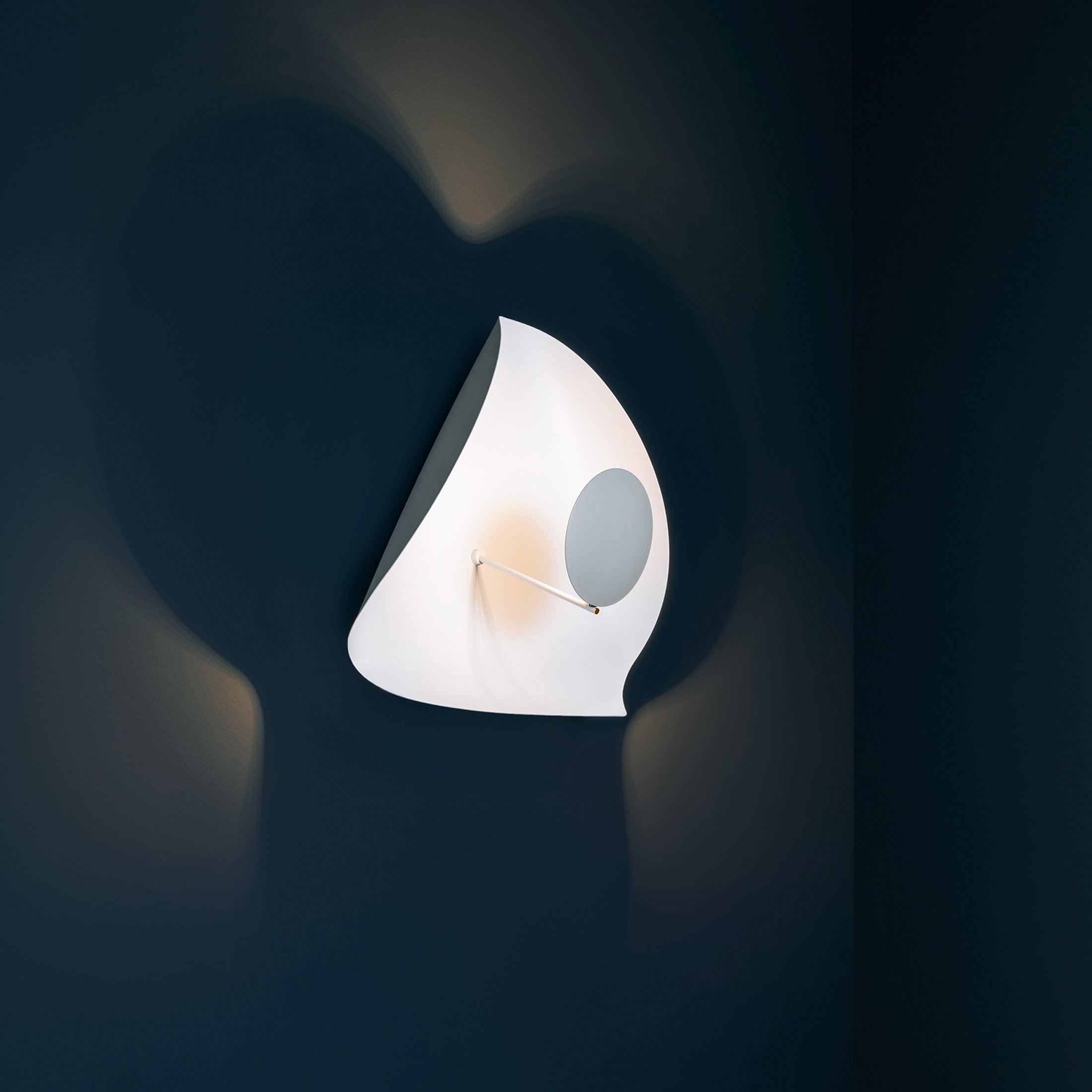 Mobile / Lederam Manta CWS1 by Catellani & Smith