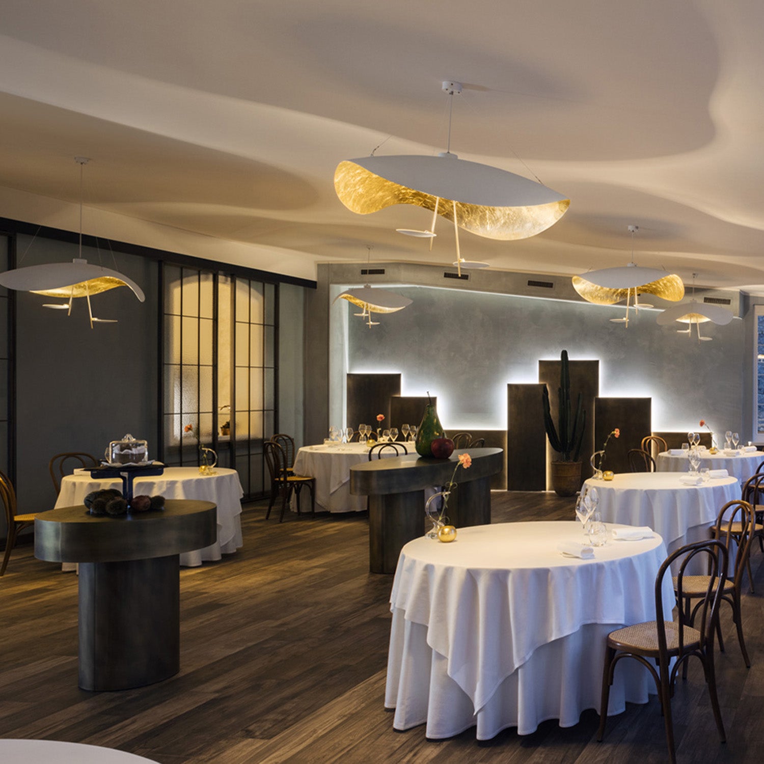 Mobile / Lederam Manta Pendant Lamps by Catellani & Smith