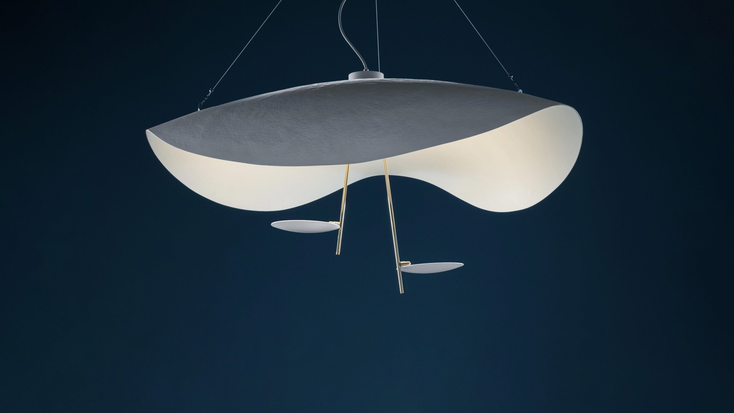 Desktop / Lederam Manta Pendant Lamps by Catellani & Smith