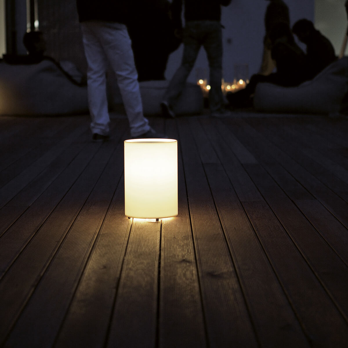 Mobile / WhiteMenu / Lenta Outdoor Floor Lamp, Designed by Bestetti Associati and Davide Groppi