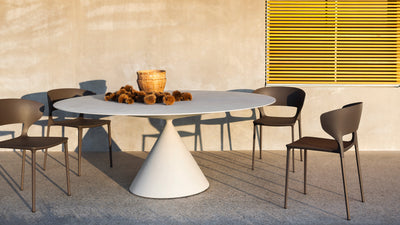 Desktop / Koki Chair, made by Desalto