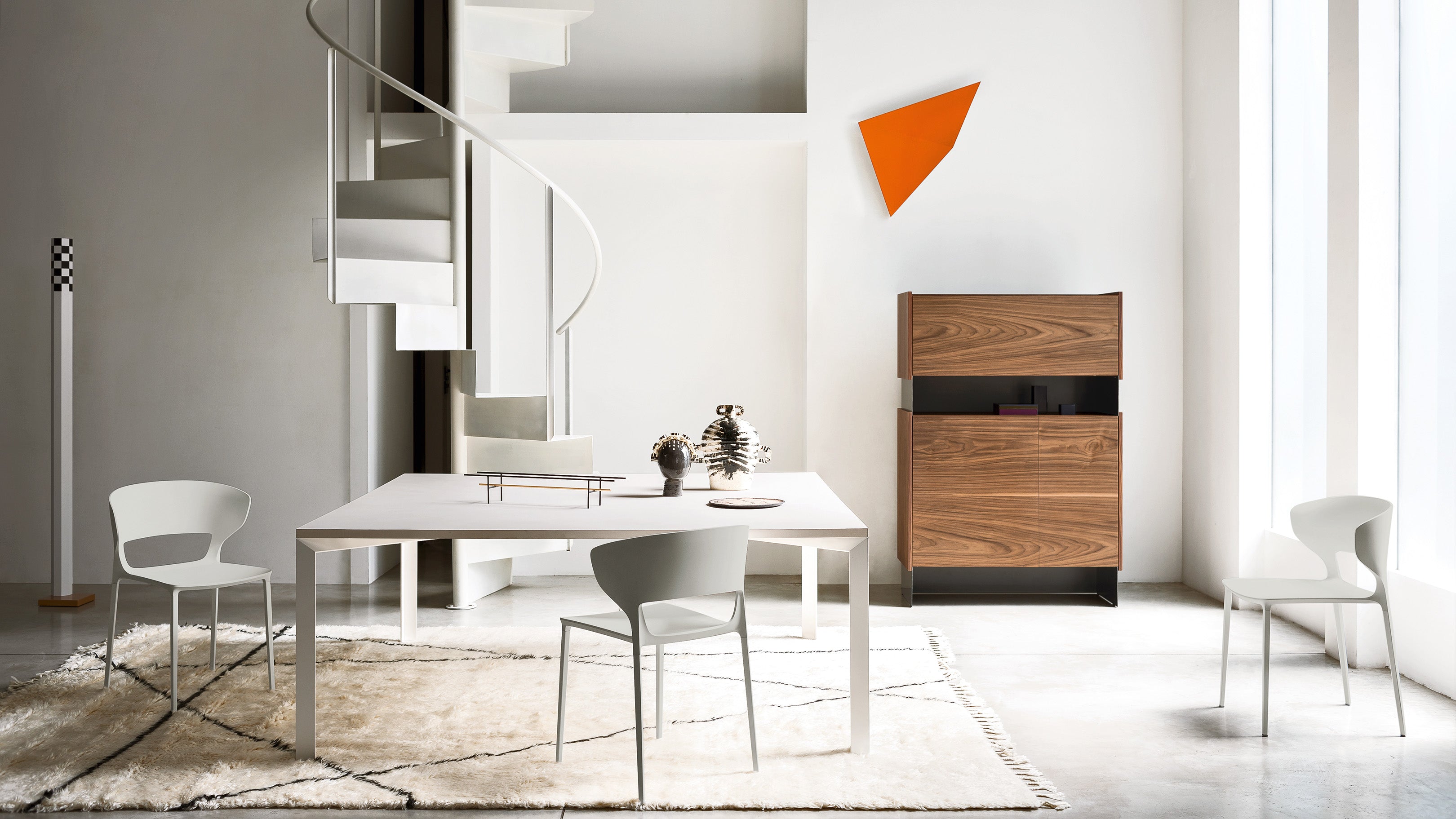 Desktop / Koki Chair, made by Desalto