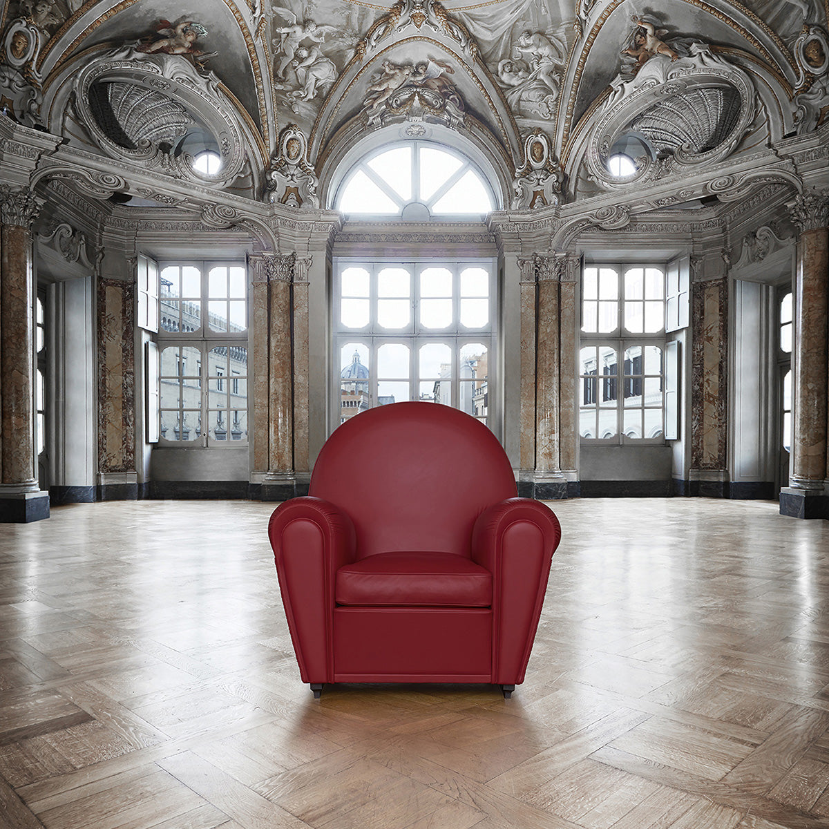 Mobile / Vanity Fair Armchair by Poltrona Frau