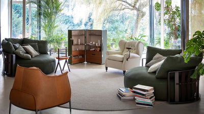 Desktop / 1919 Armchair by Poltrona Frau