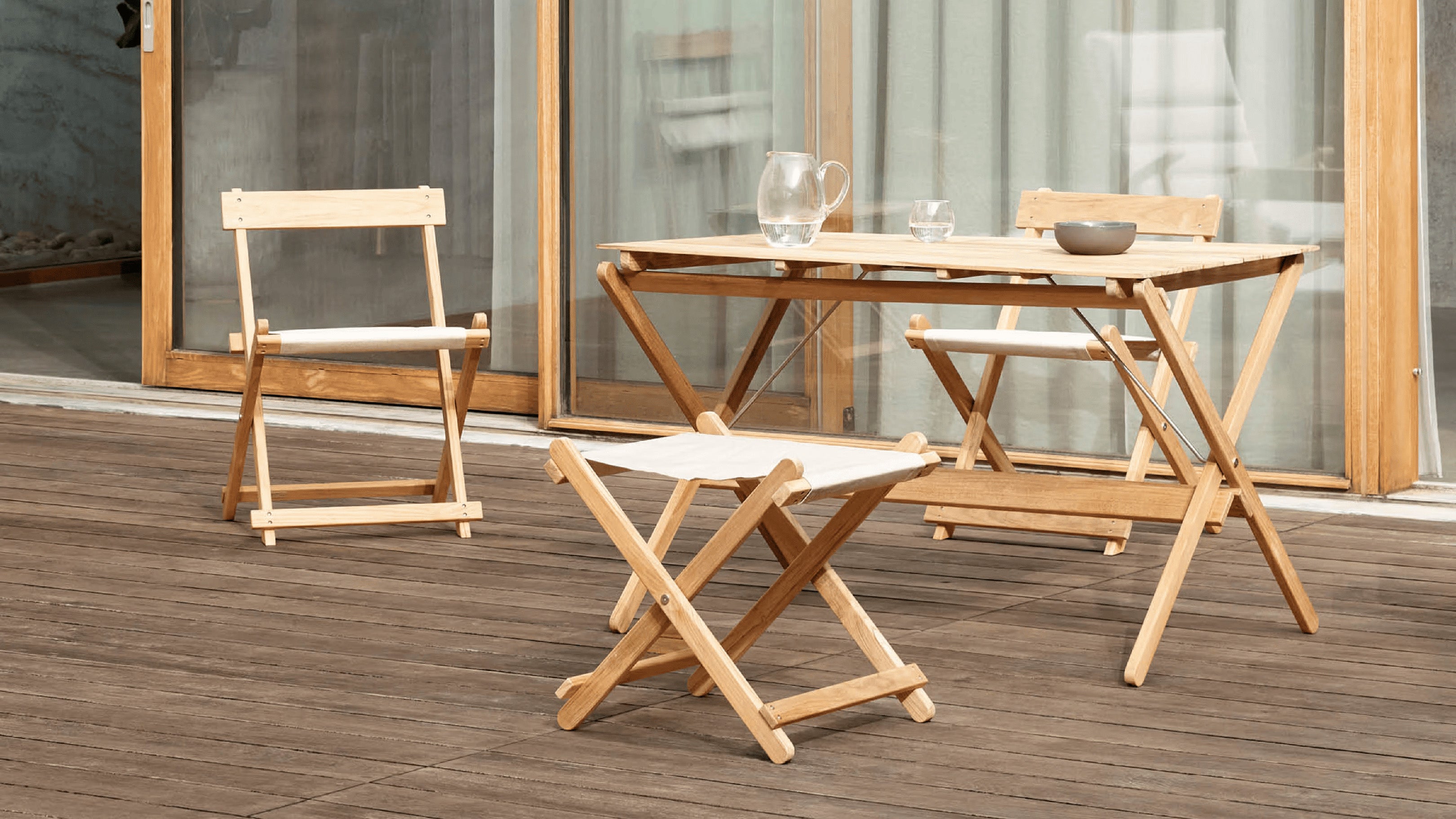 Desktop / BM3670 Dining Table, designed by Borge Mogensen for Carl Hansen & Son