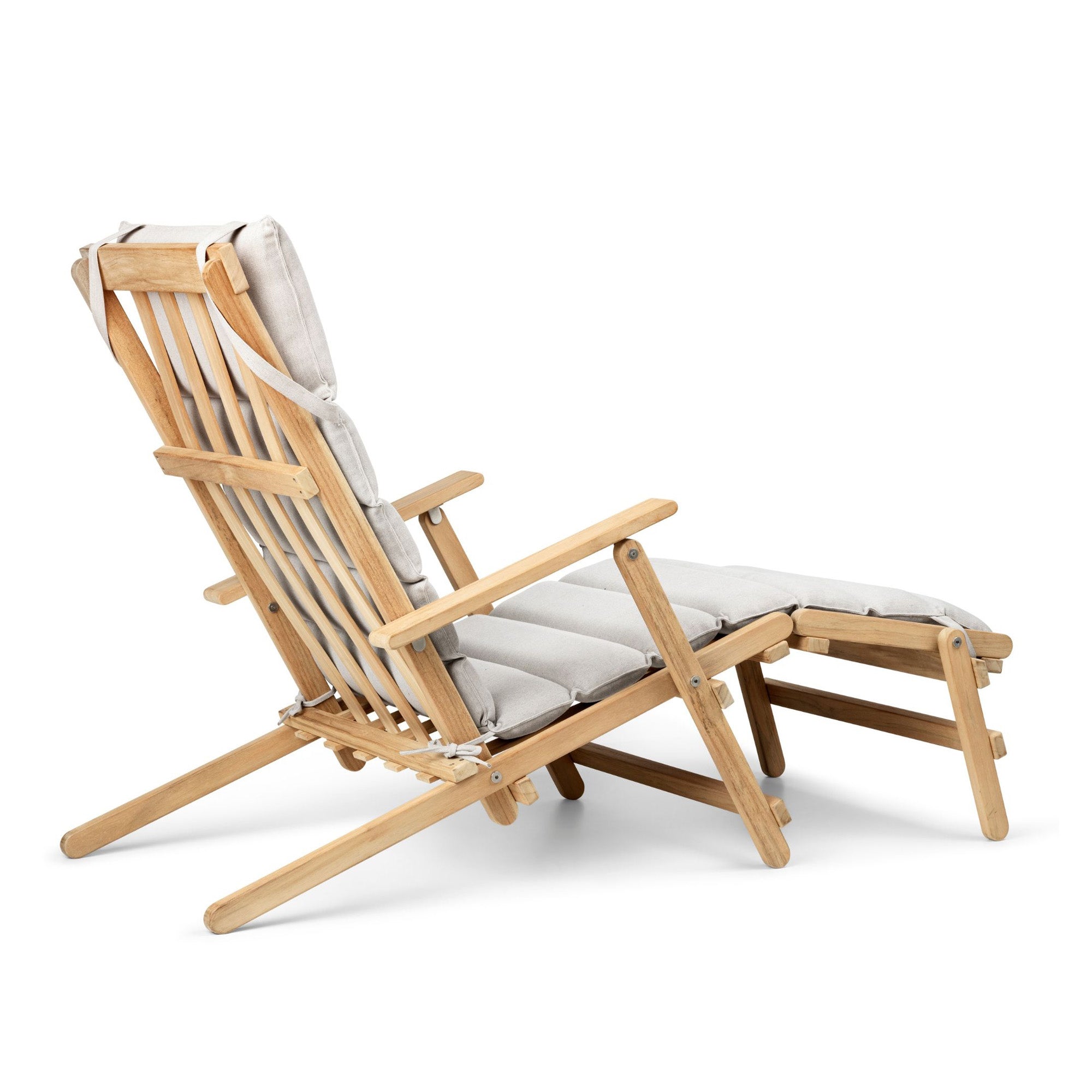 Mobile / BM5568 Deck Chair with Footrest, designed by Borge Mogensen for Carl Hansen and Son