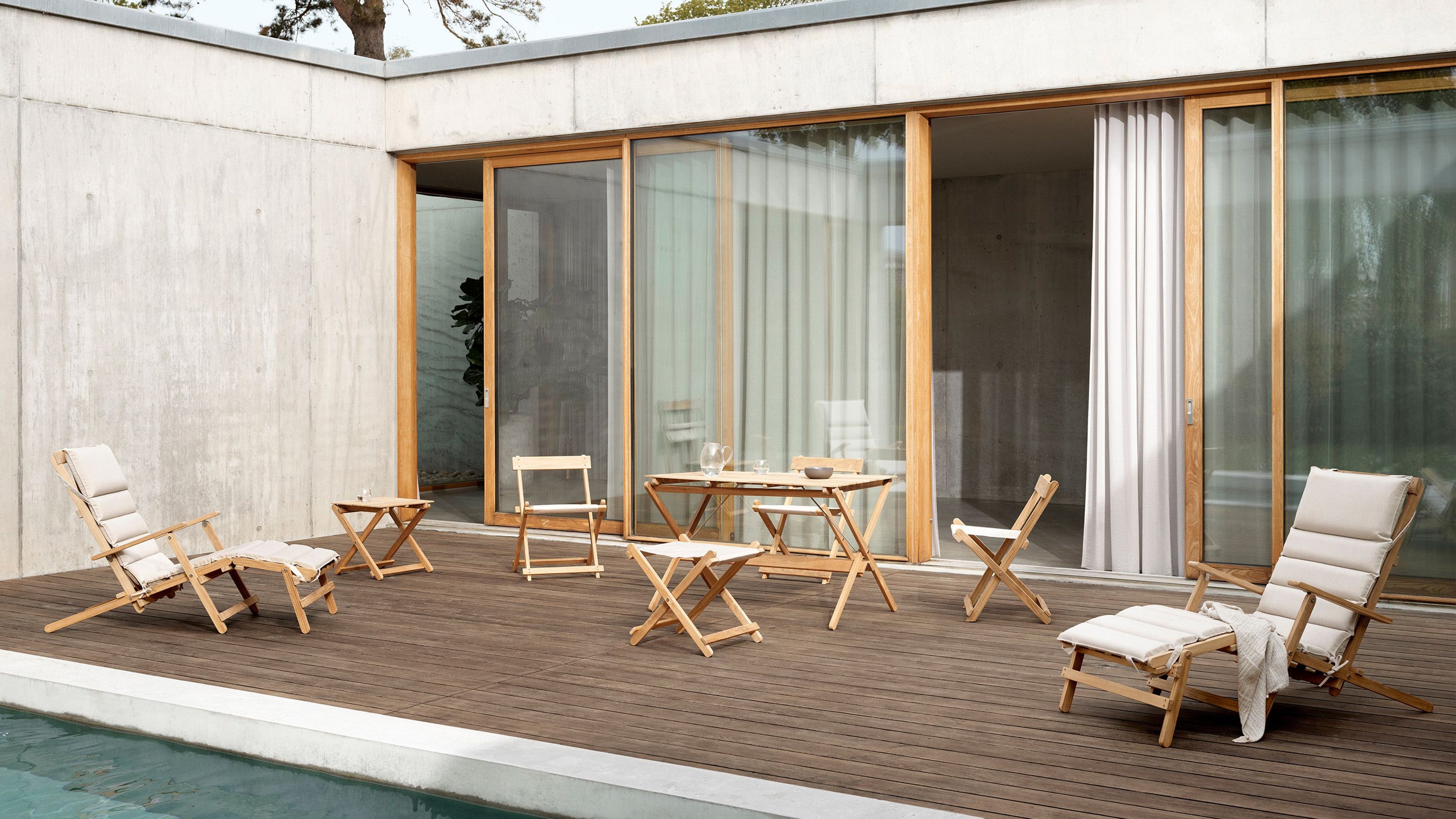Desktop / BM4570 Dining Chair, designed by Borge Mogensen for Carl Hansen & Son