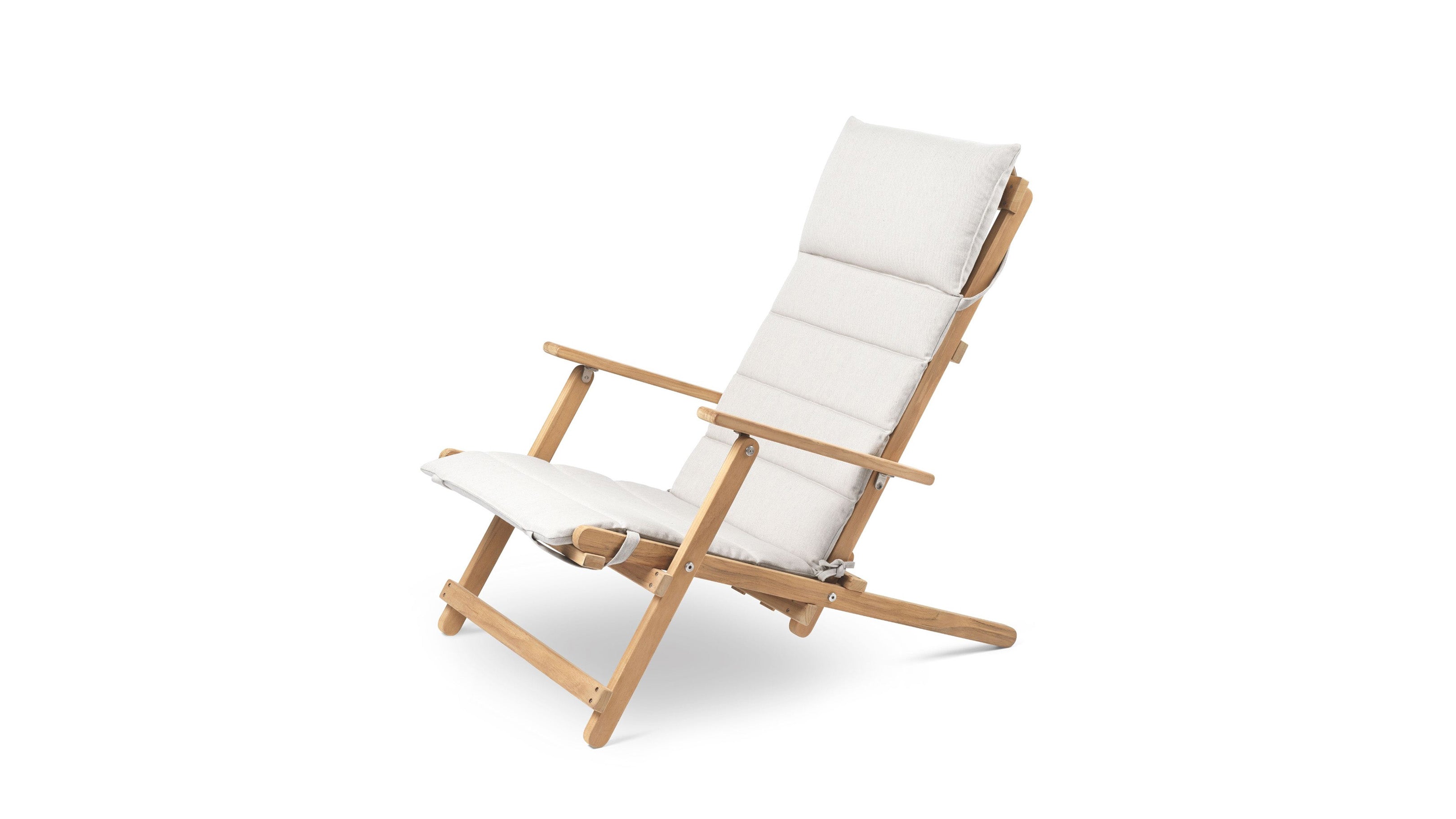 Desktop / BM5568 Deck Chair with Cushion, designed by Borge Mogensen for Carl Hansen and Son