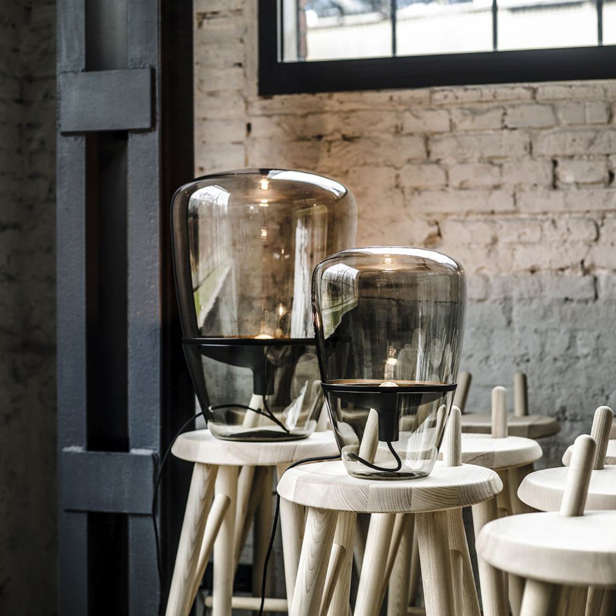 Medium / Mobile / Balloons Table Lamp, designed by Lucie Koldova and Dan Yeffet made by Brokis