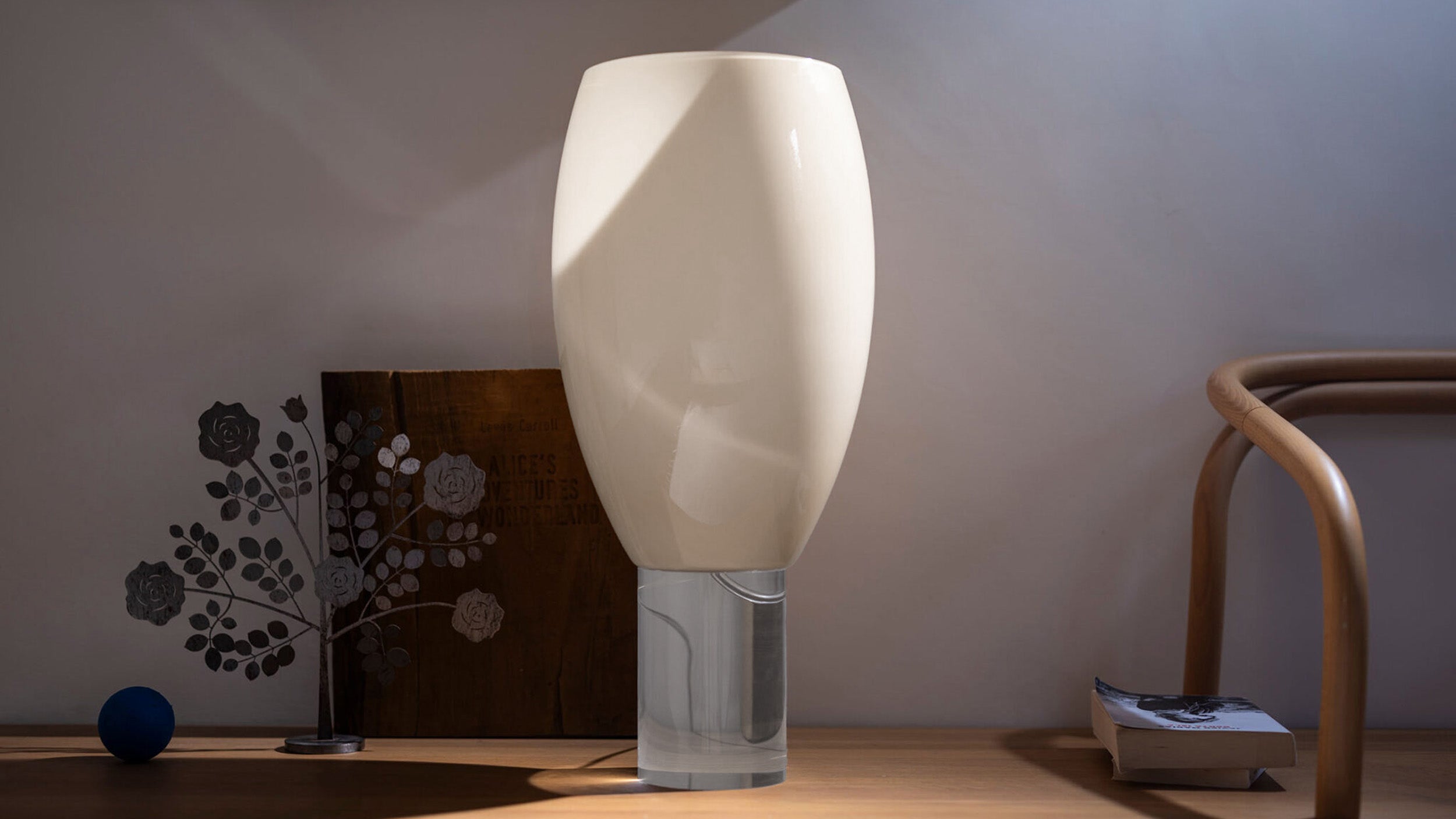 Desktop / Buds 1 Table Lamp, designed by Rodolfo Dordoni for Foscarini