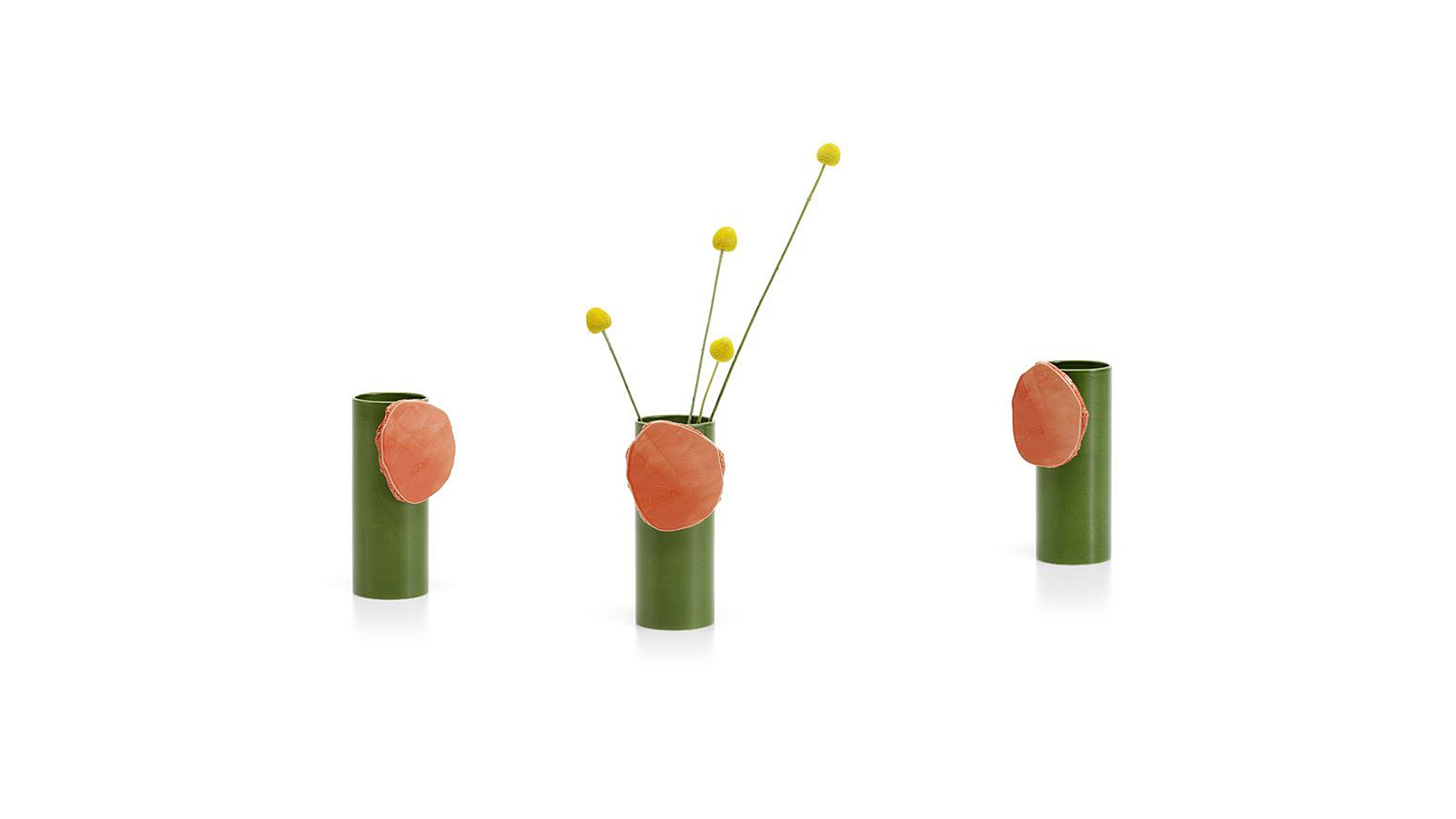 Desktop / The Vases Découpage, Disque, designed by Ronan & Erwan Bouroullec for Vitra