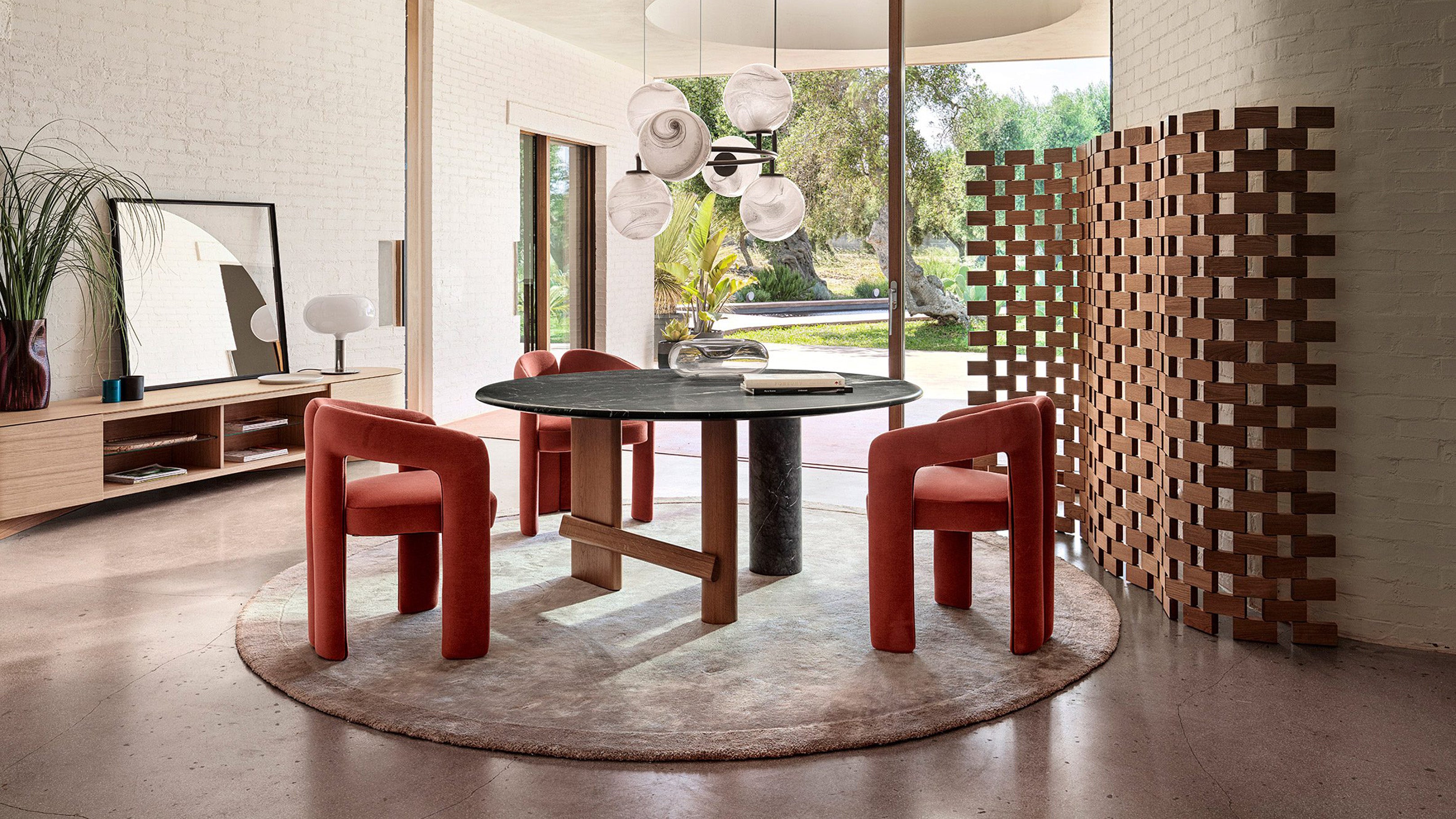 Desktop / Dudet Chair, designed by Patricia Urquiola made by Cassina