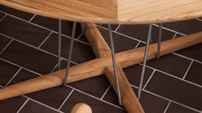 Desktop / E022 Embrace Outdoor Dining Table designed by EOOS for Carl Hansen & Son