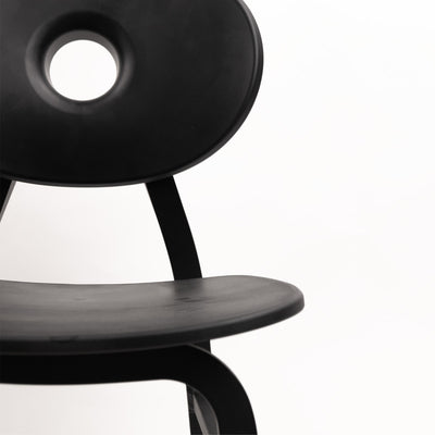Mobile / The Elipse Chair, designed by Patrick Jouin for Zanotta