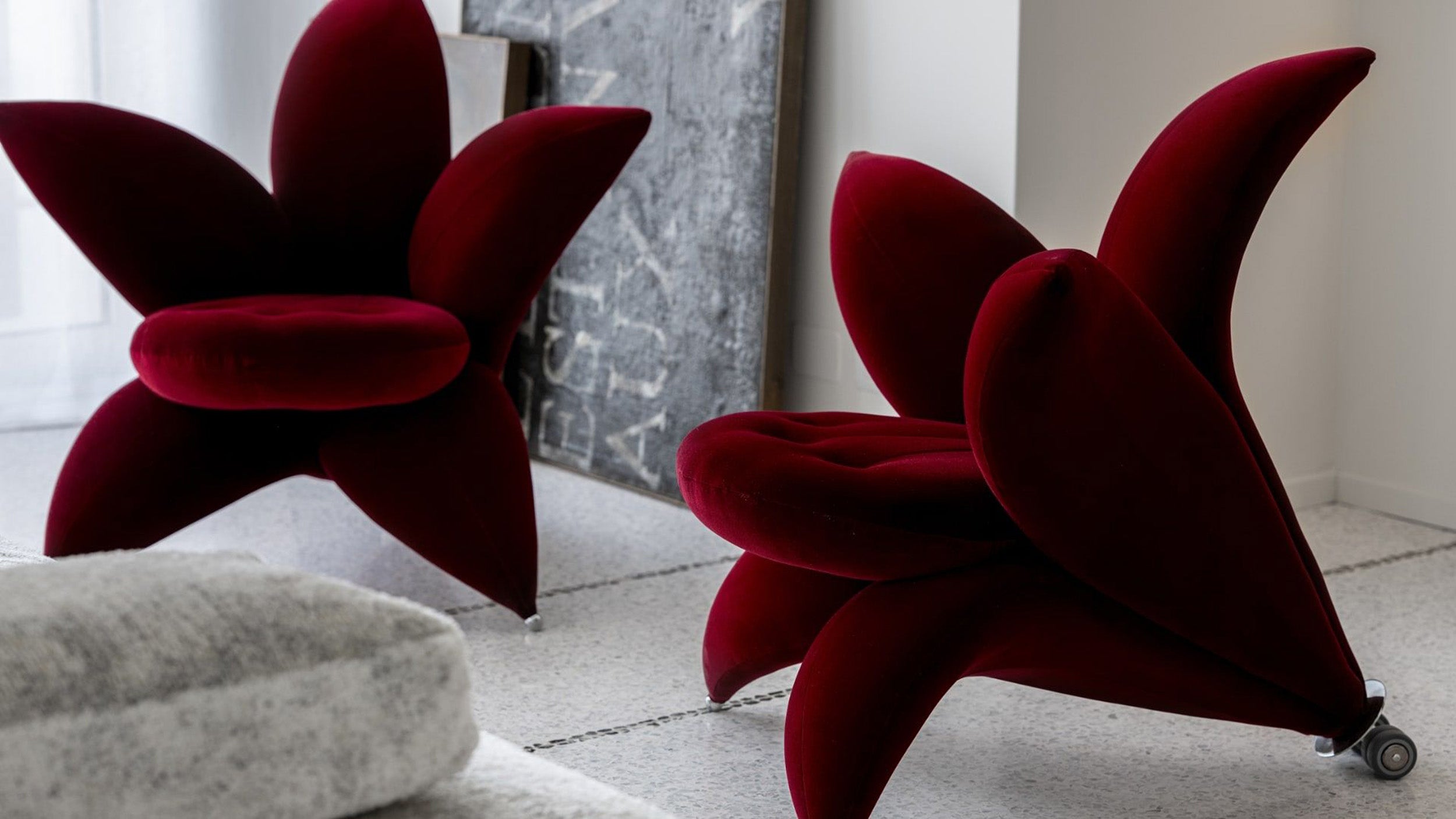 Desktop / Getsuen Chair, designed by Masanori Umeda for Edra