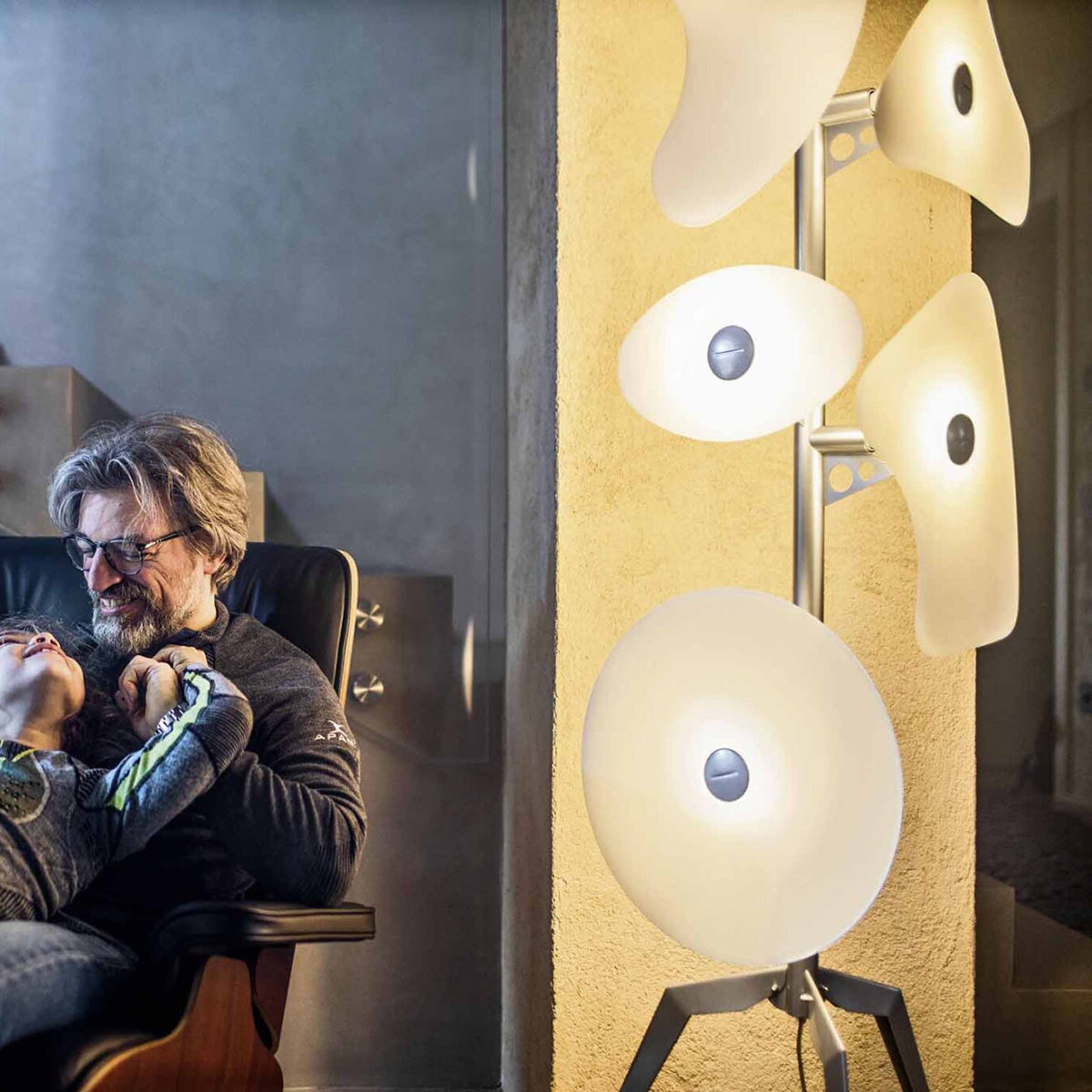 White / Mobile / Orbital Floor Lamp, designed by Ferruccio Laviani for Foscarini