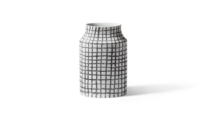 Desktop / Post Scriptum Elliptical Vase, designed by Formafantasma for Cassina