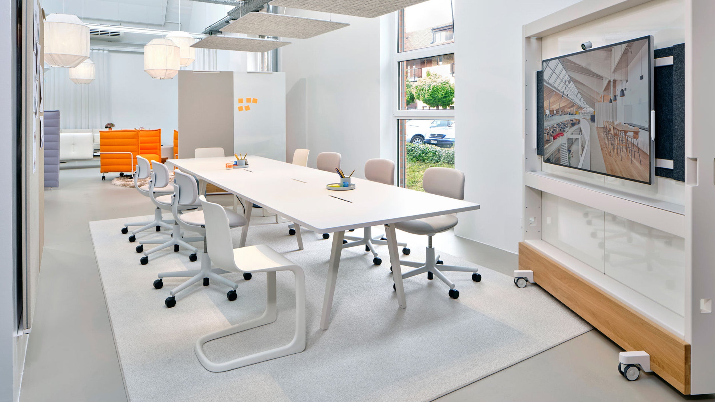 Desktop / Rookie Chair in Grey, designed by Konstantin Grcic for Vitra