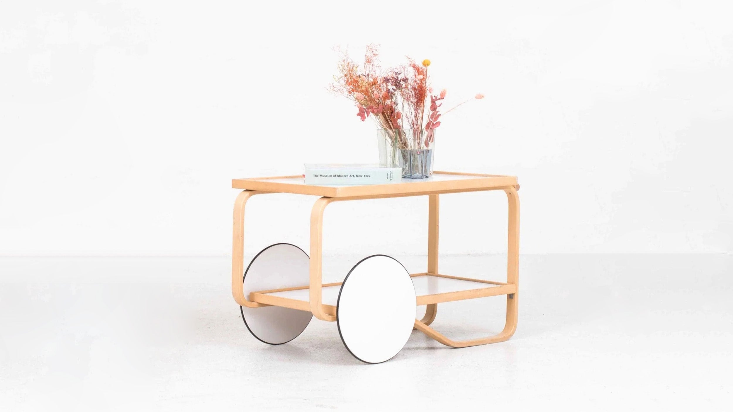 Desktop / Tea Trolley 901, designed by Alvar Aalto for Artek