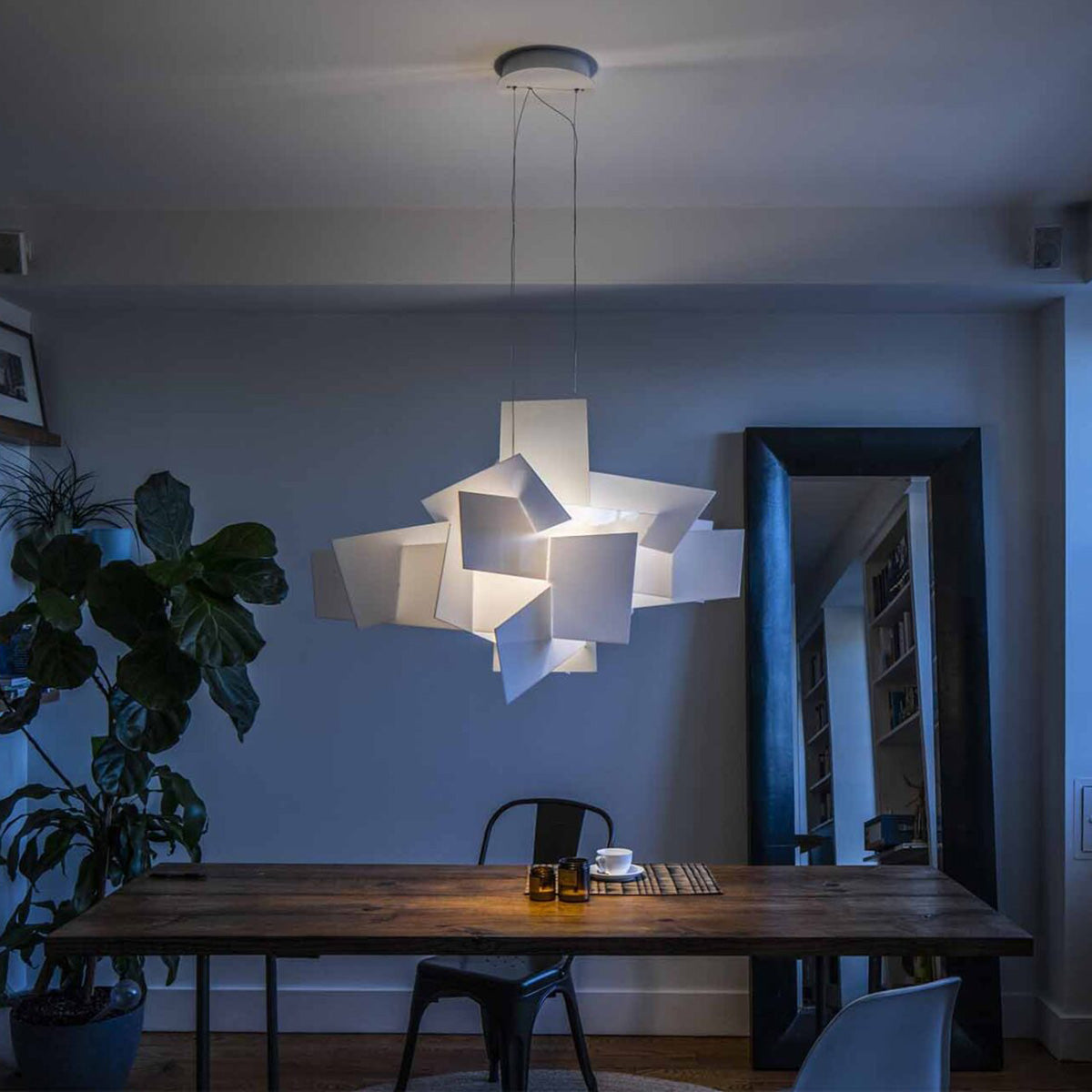 Mobile / Big Bang Suspension Lamp, designed by Vicente Garcia Jimenez and Enrico Franzolini for Foscarini