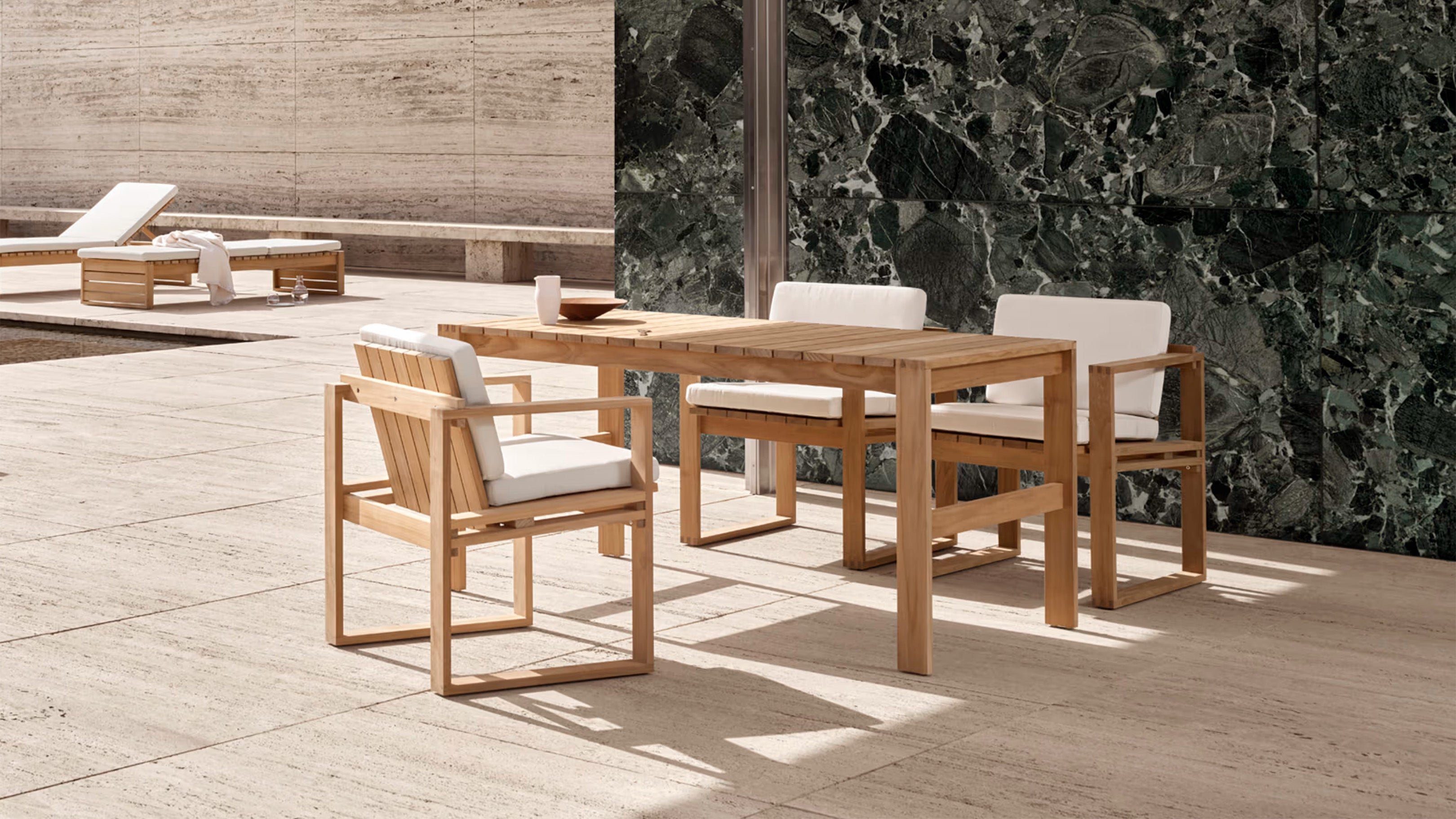 Desktop / BK10 Dining Chair, designed by Bodil Kjaer for Carl Hansen and Son