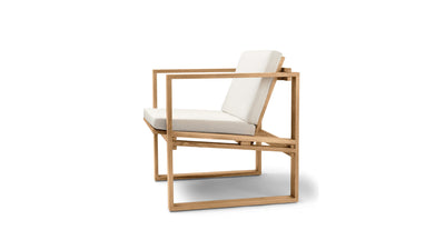 Desktop / BK11 Lounge Chair, designed by Bodil Kjaer for Carl Hansen and Son