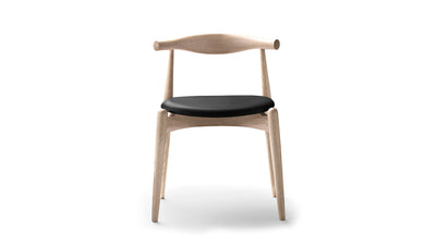 Oak Soap / Thor 301 / Desktop / CH20 Elbow Chair, designed by Hans J Wegner for Carl Hansen