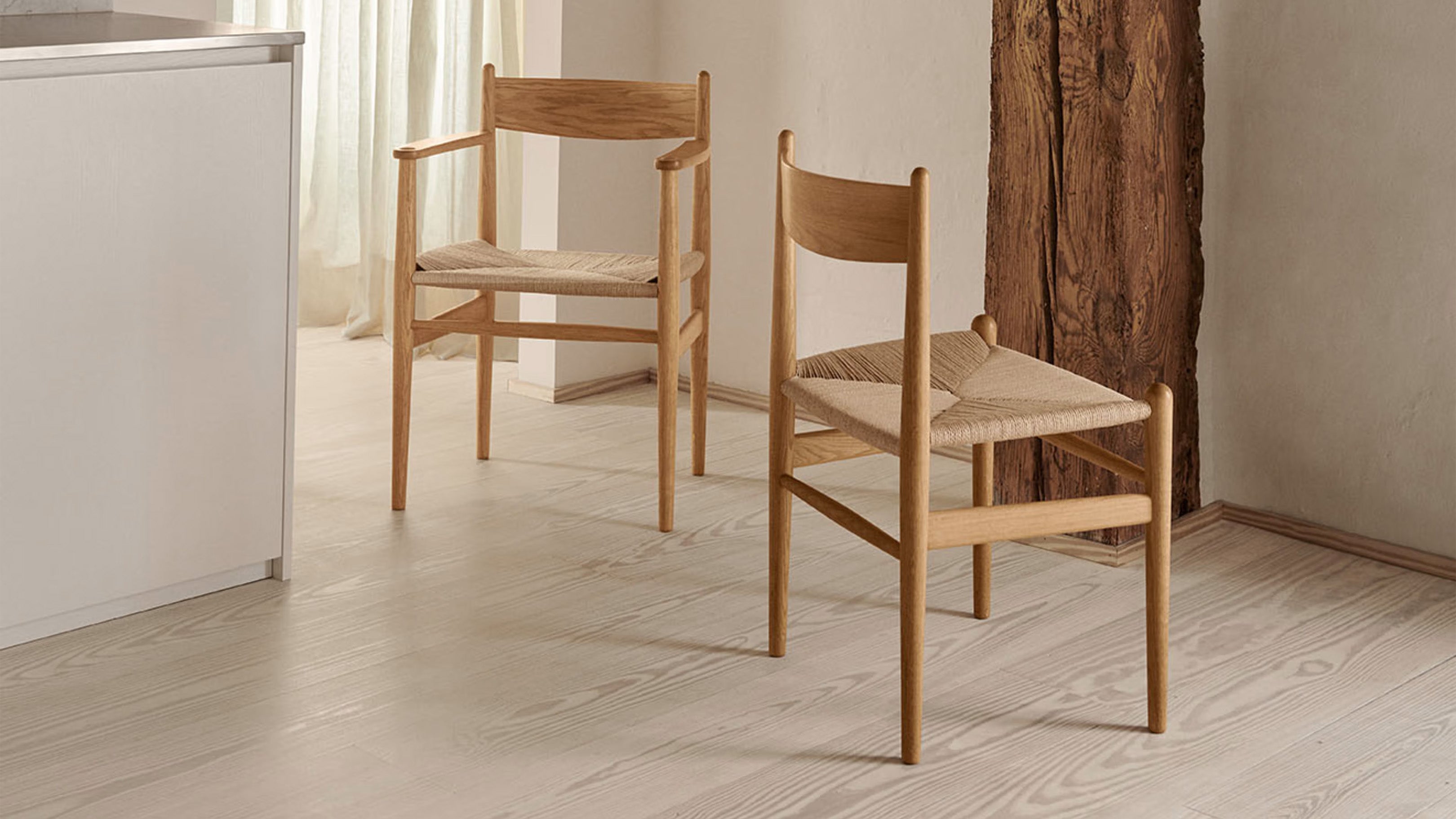 Oak Oil Frame / Desktop / CH36 Dining Chair, designed by Hans J Wegner for Carl Hansen