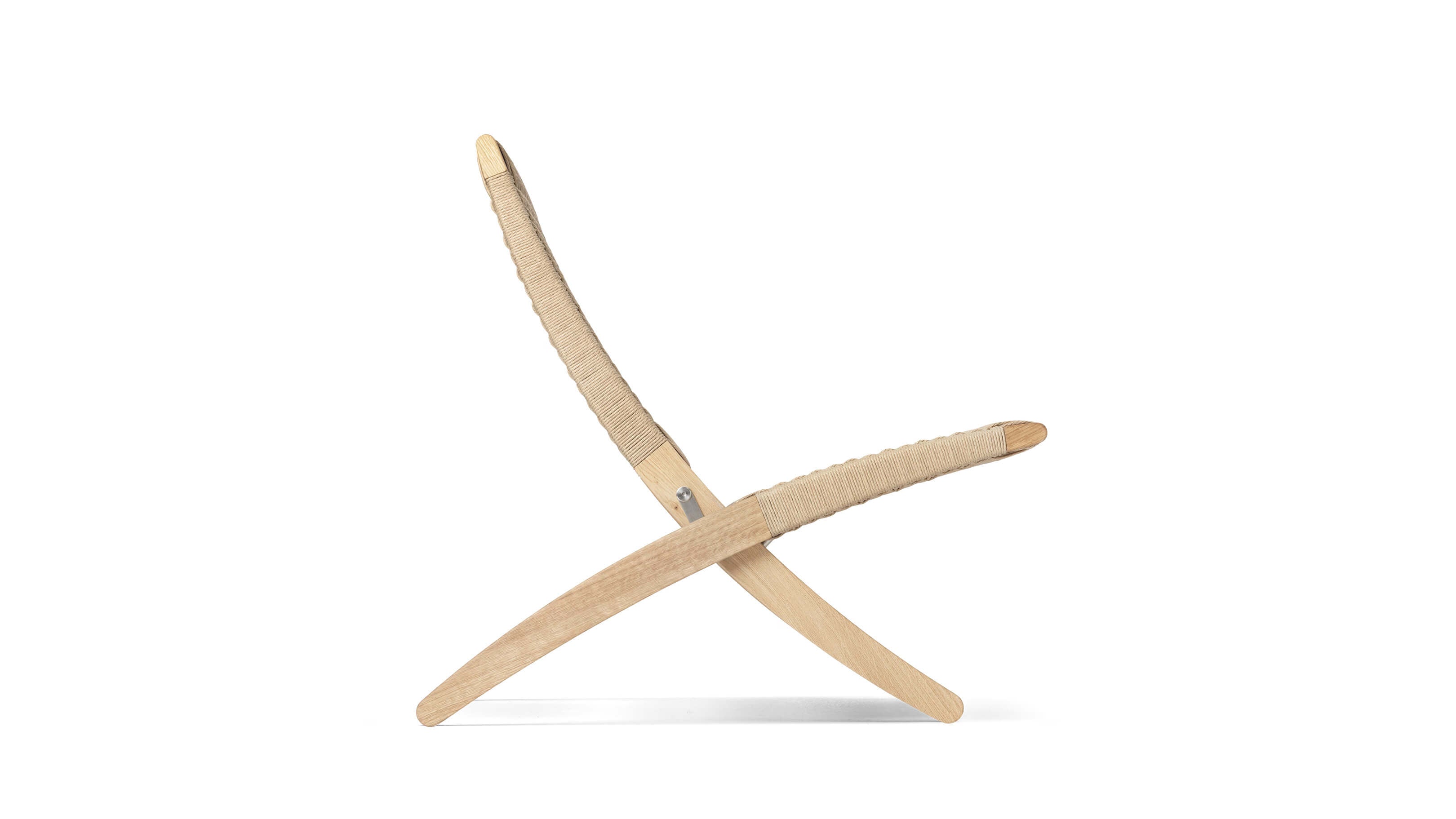 Oak Soap - Natural Paper Cord / Desktop / MG501 Cuba Chair, designed by Morten Gottler for Carl Hansen