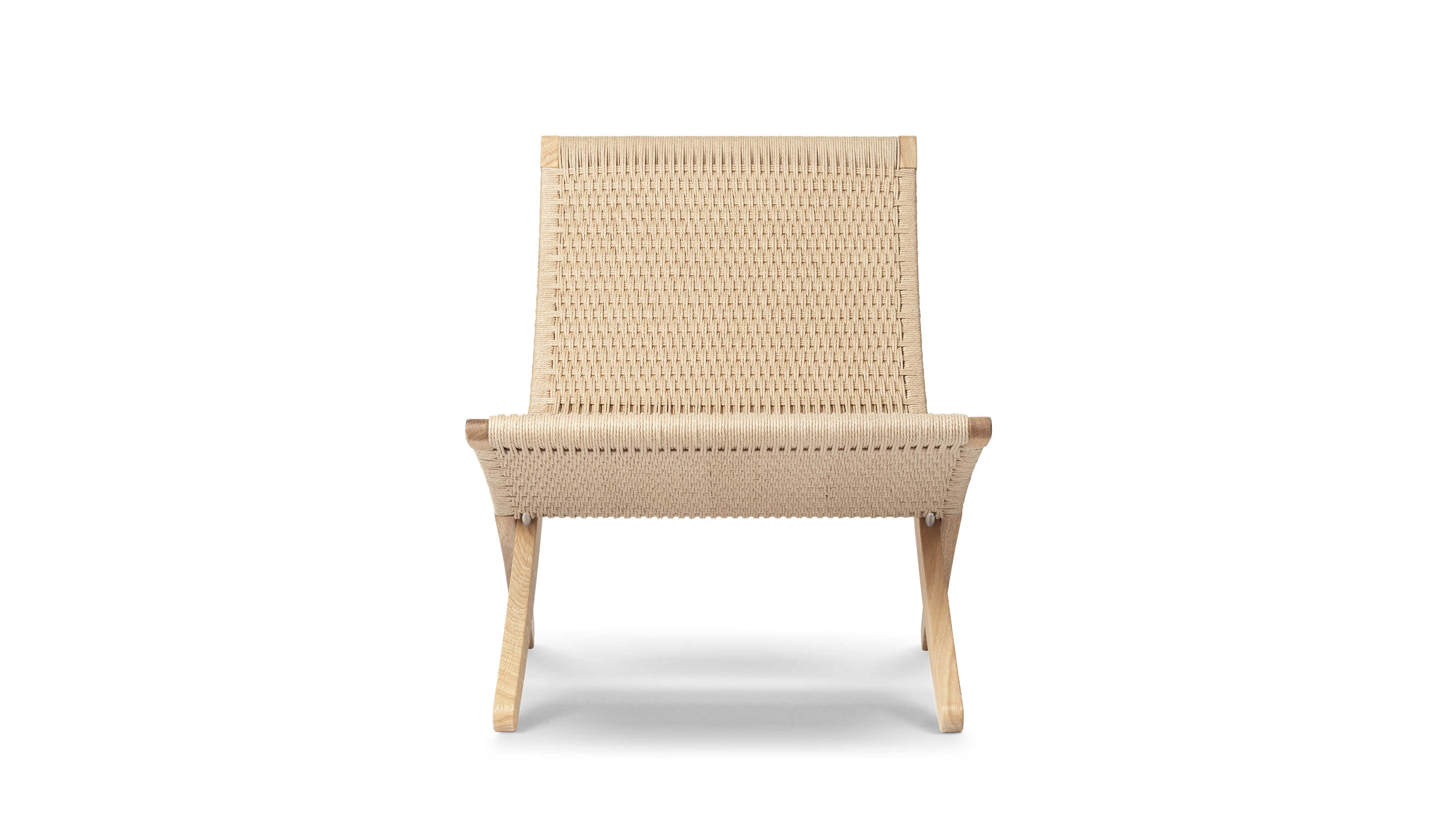 Oak Soap - Natural Paper Cord / Desktop / MG501 Cuba Chair, designed by Morten Gottler for Carl Hansen
