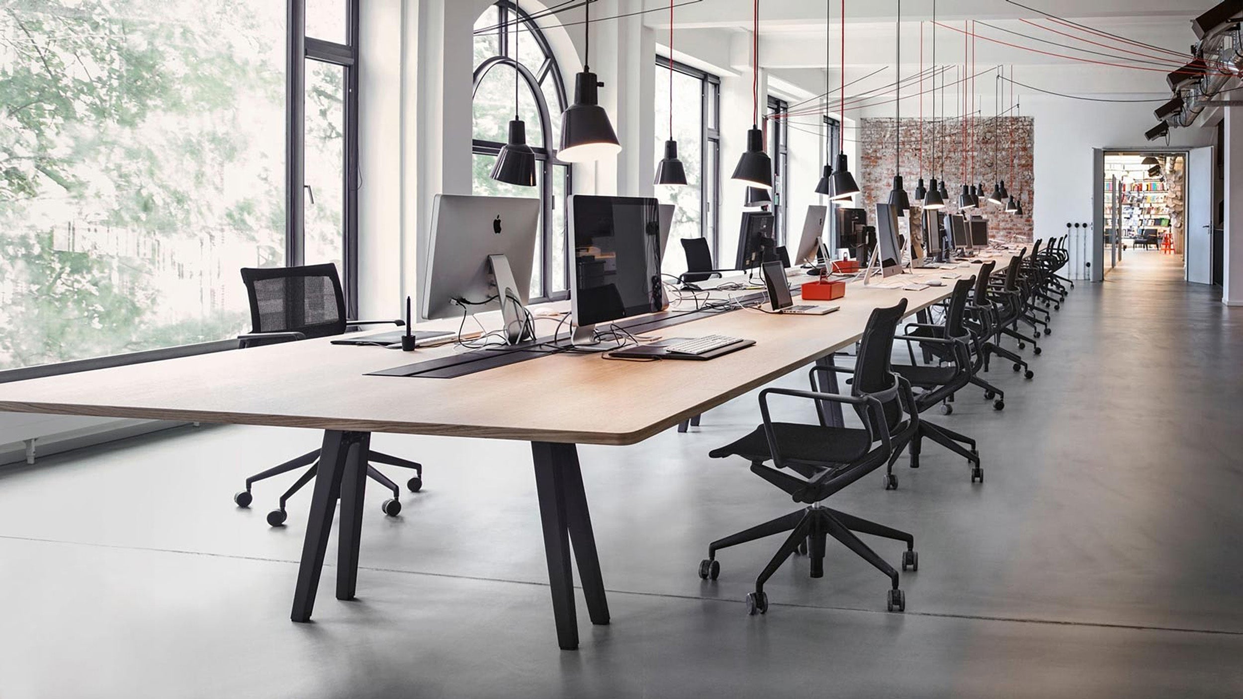 Desktop / Physix Office Chair in Deep Black, designed by Alberto Meda for Vitra