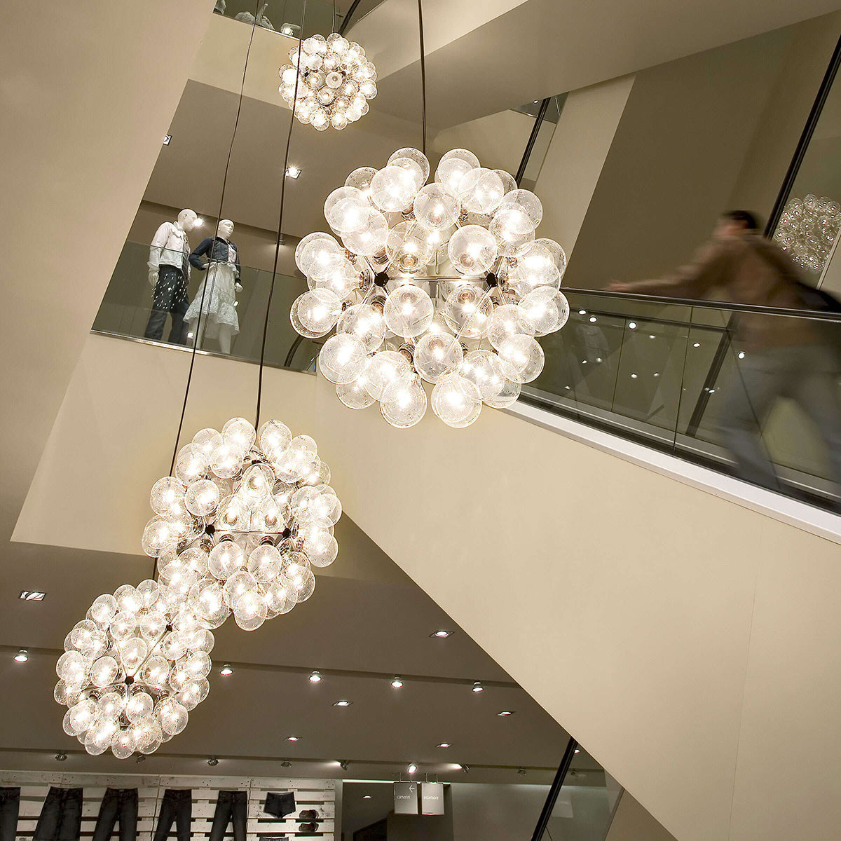 Mobile / Taraxacum  88 Suspension 1, designed by Achille Castiglioni and Pier Giacomo Castiglioni made by Flos