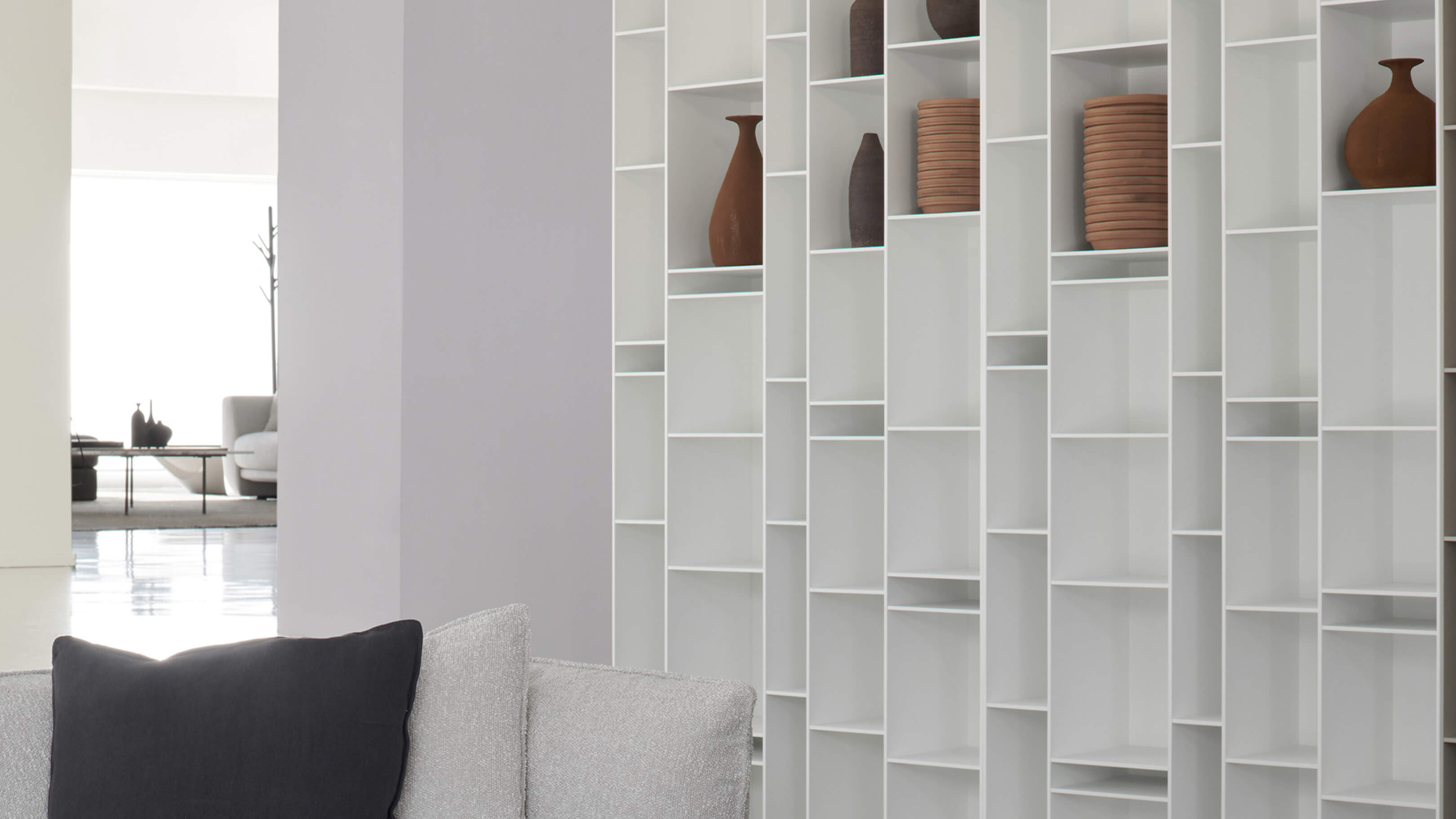 Desktop / BlackMenu / Random Bookcase, designed by Neuland Industriedesign