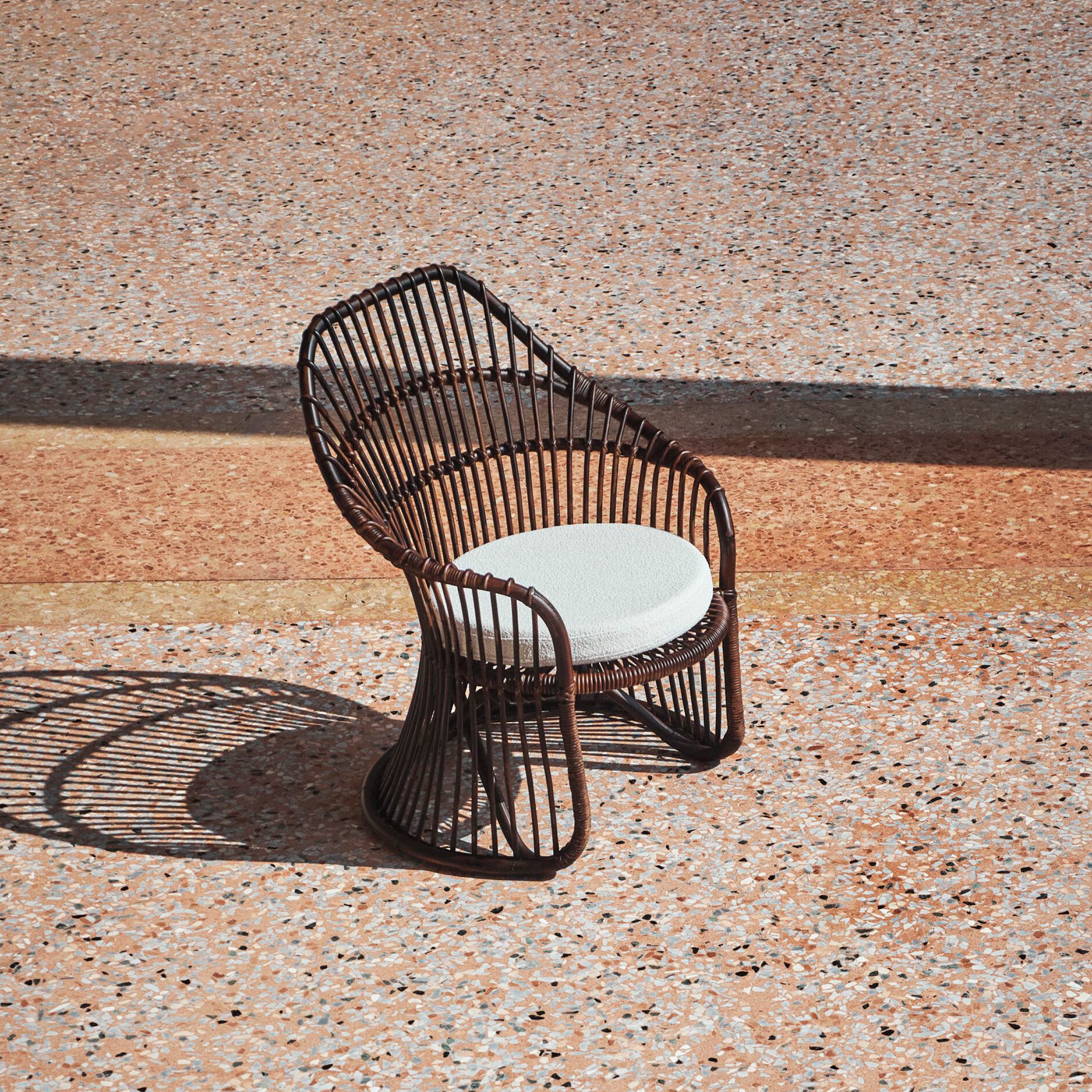 Mobile / Martingala Chair 1959 by Exteta