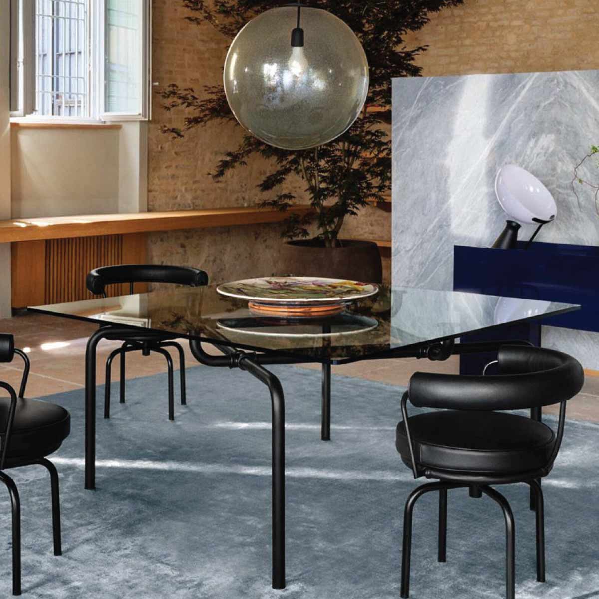 Mobile / WhiteMenu / Edison, designed by Vico-Magistretti made by Cassina