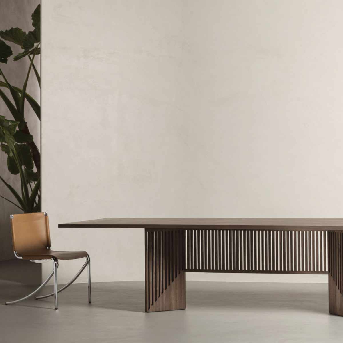 Mobile / WhiteMenu / Maestro Table, designed by Gianfranco-Frattini2