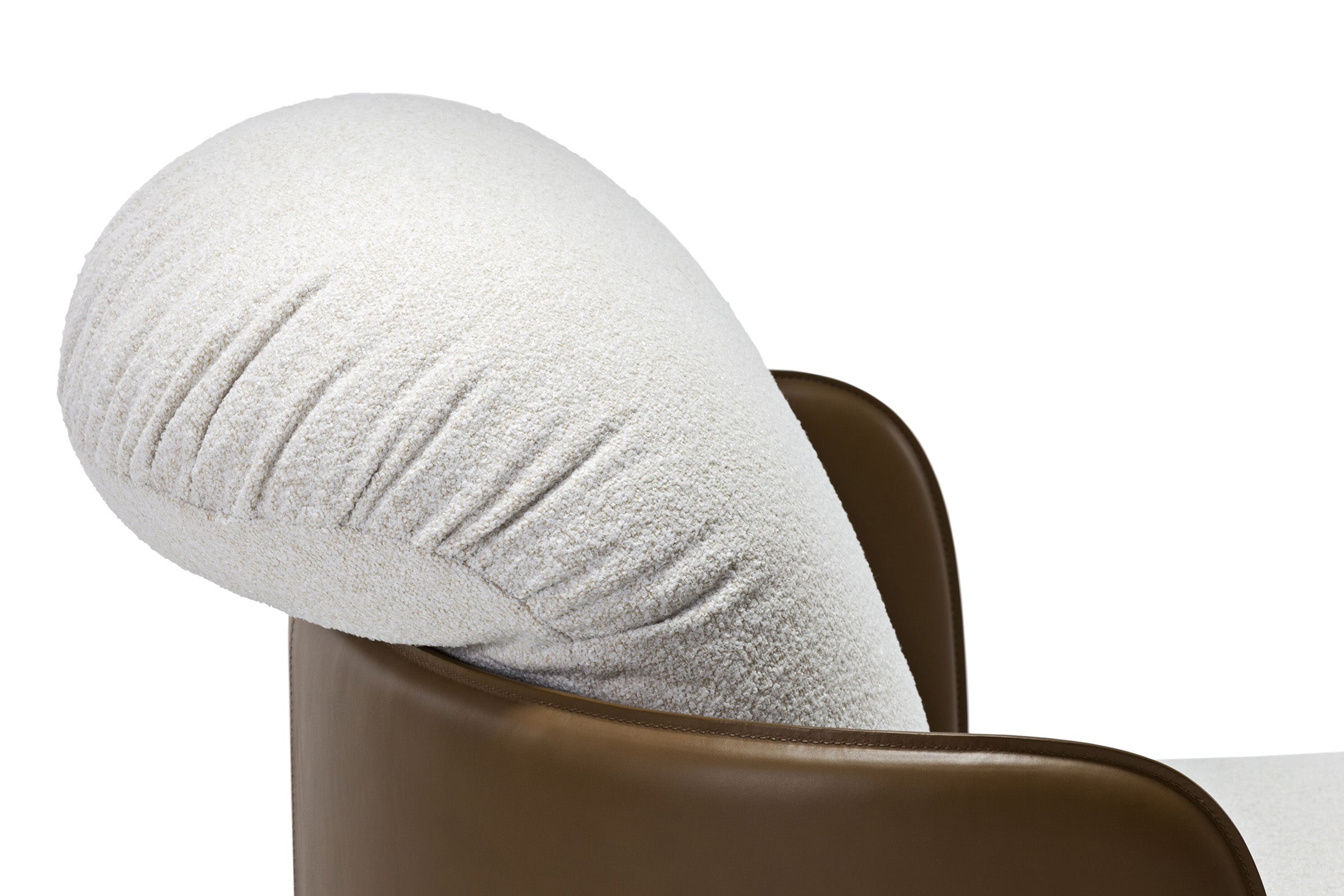 Desktop / Mochi Chaise Longue by Exteta