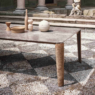 Mobile / Moonlight Dining Table by Exteta