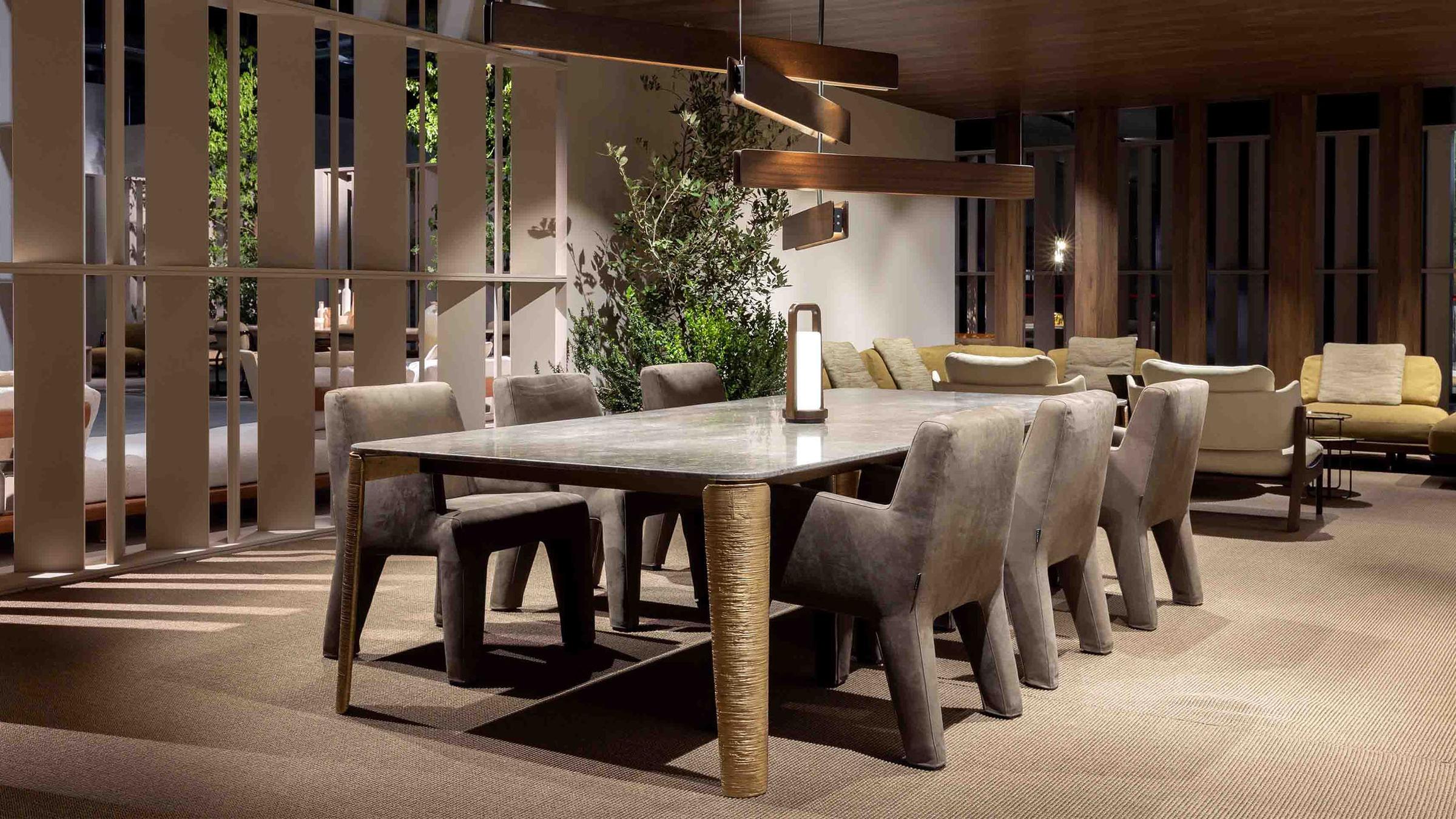 Exteta Dining Table Moonlight Dining Table